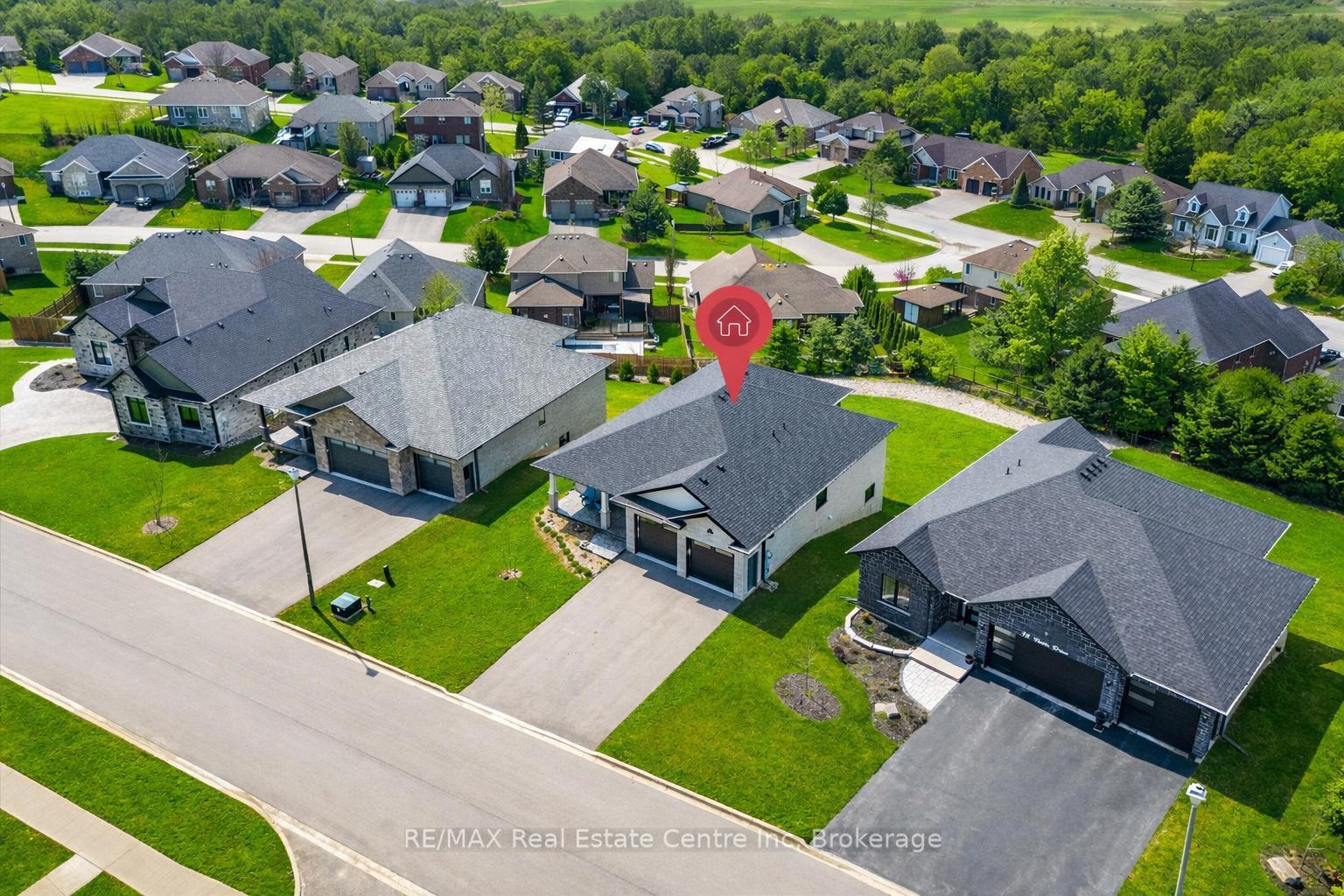 Photo 39 of 14 Faith Drive, Mapleton, Rural Mapleton — HOMEH