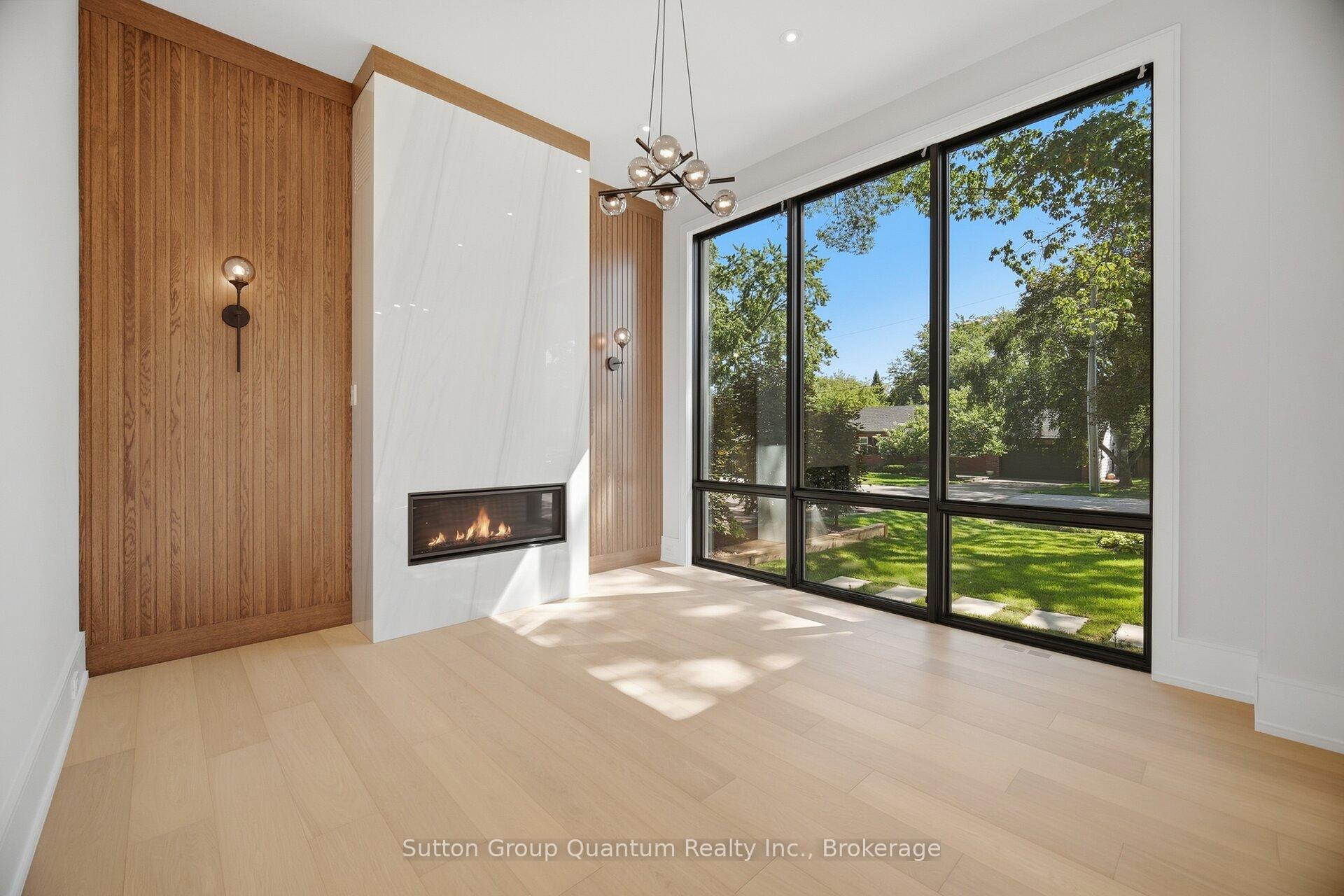Photo 7 of 1071 Scott Avenue N, Oakville, West — HOMEH