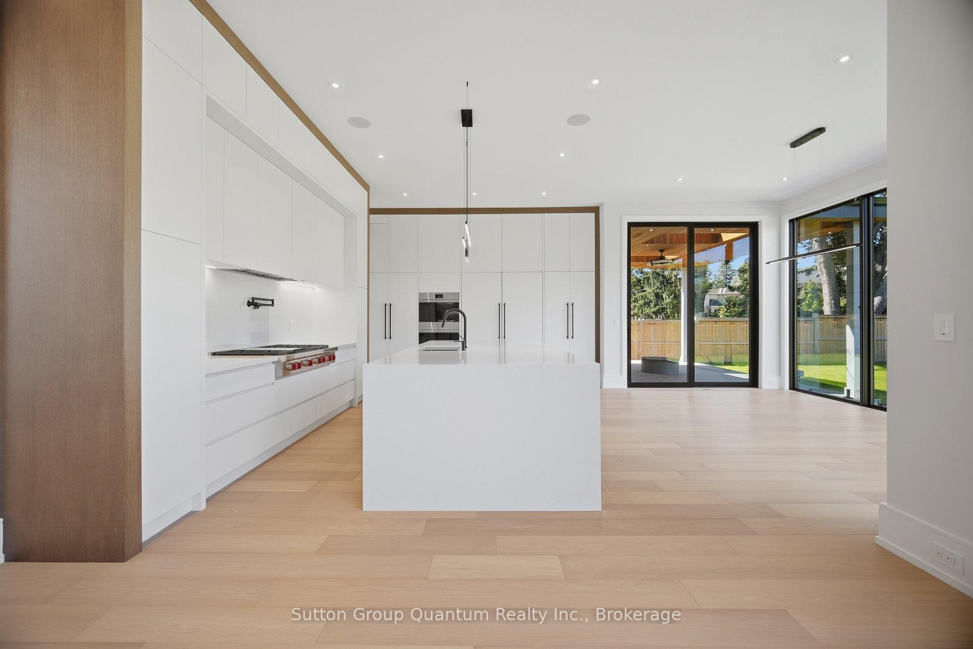 Photo 16 of 1071 Scott Avenue N, Oakville, West — HOMEH