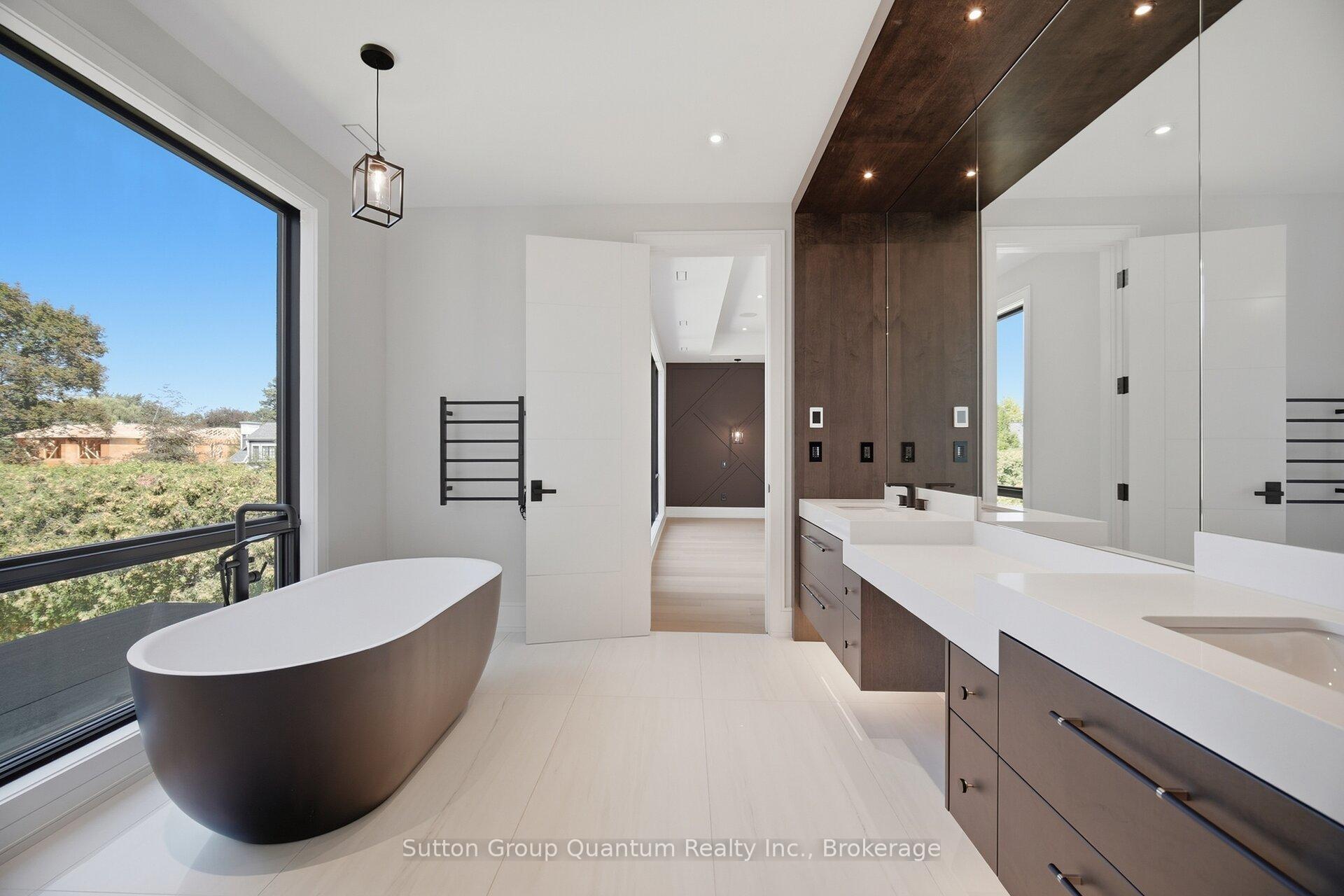 Photo 33 of 1071 Scott Avenue N, Oakville, West — HOMEH