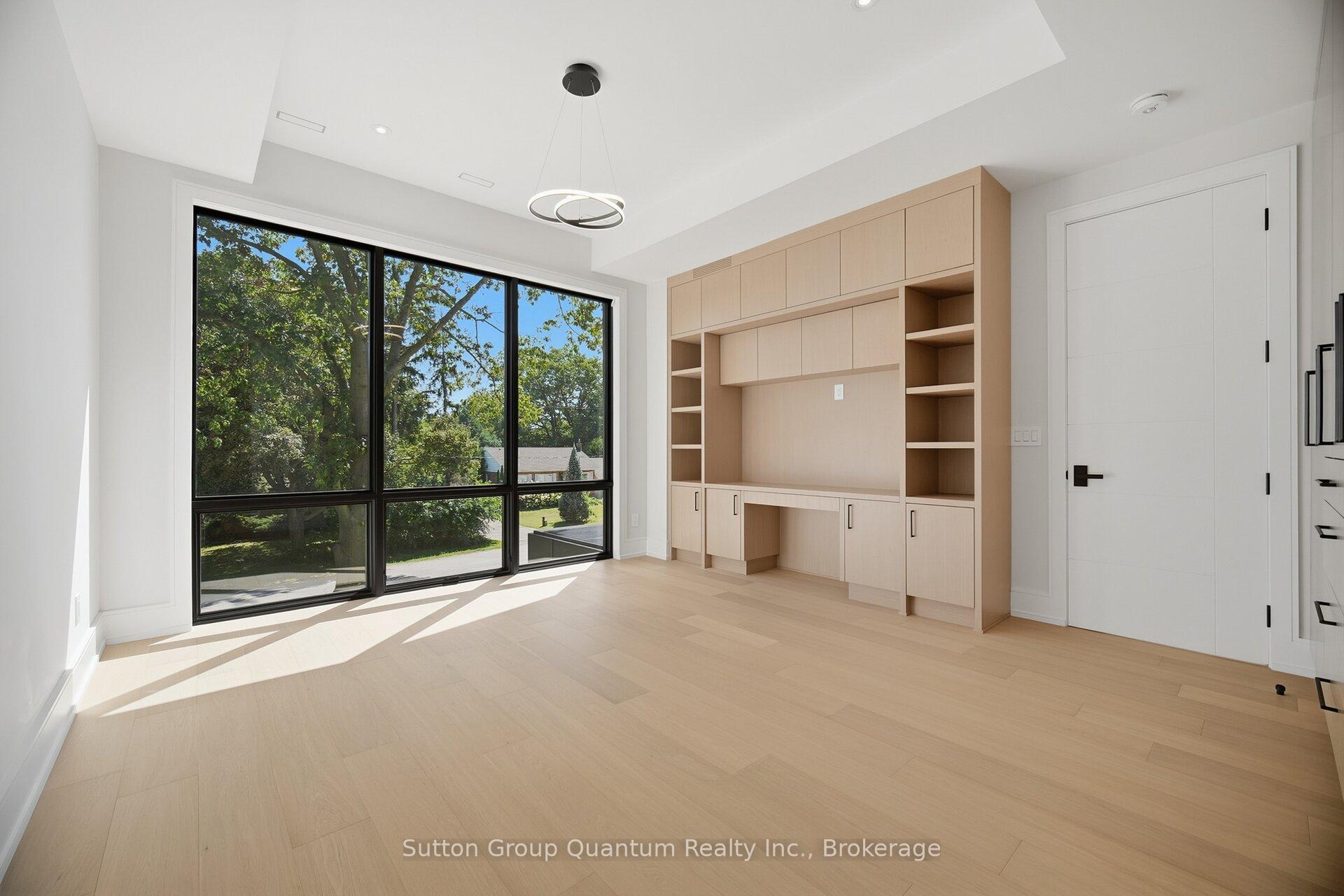 Photo 38 of 1071 Scott Avenue N, Oakville, West — HOMEH