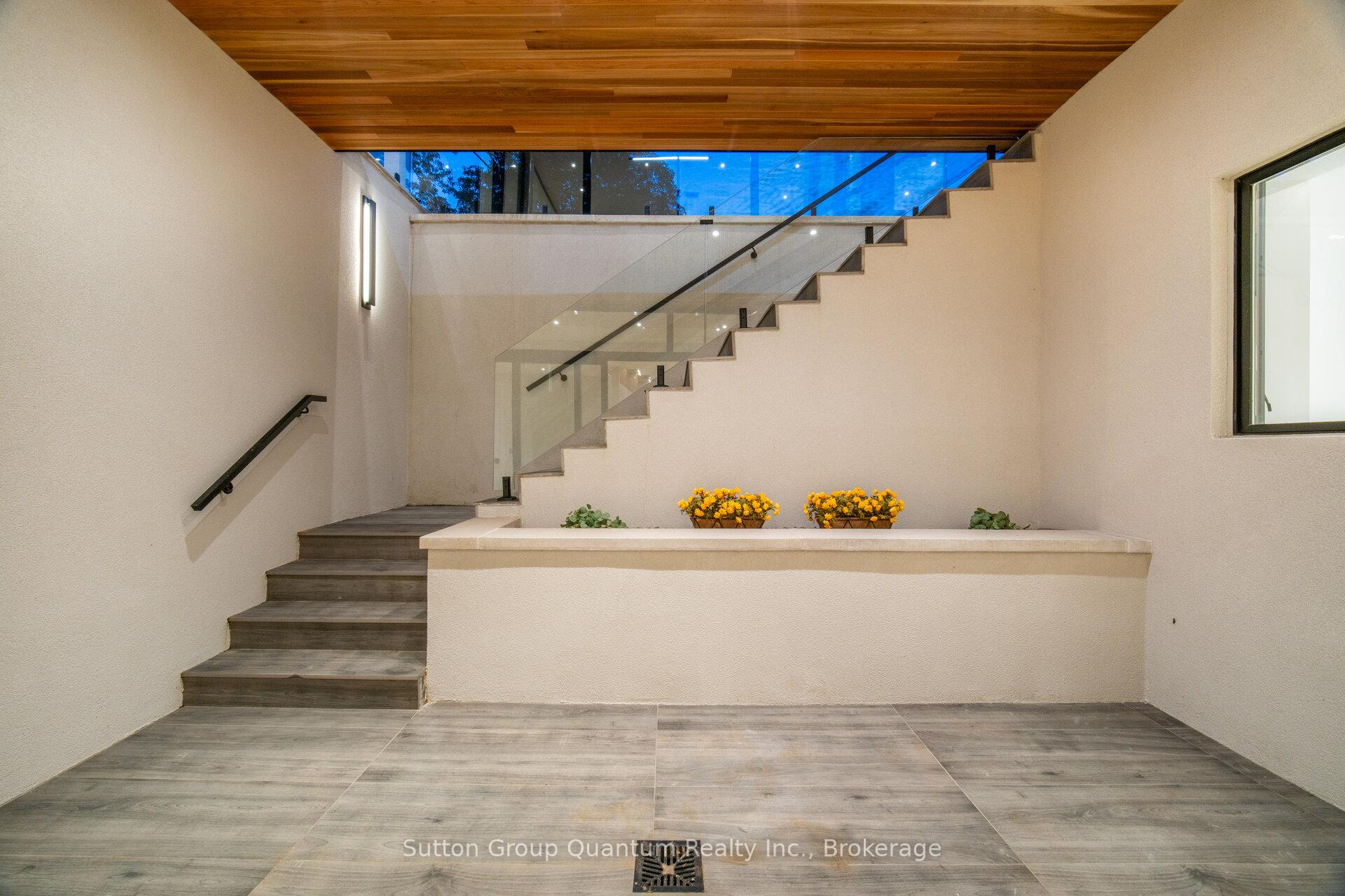 Photo 47 of 1071 Scott Avenue N, Oakville, West — HOMEH