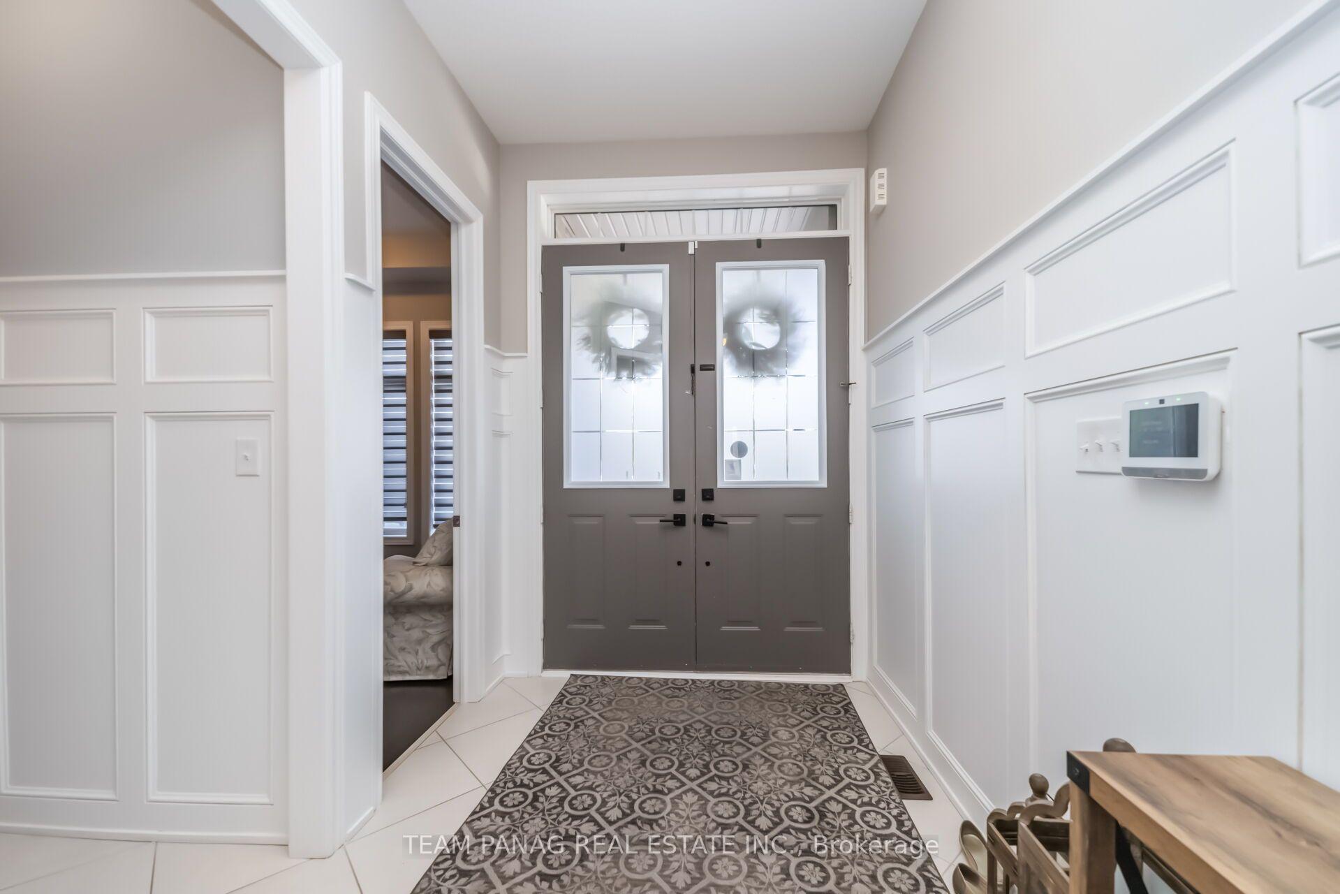 Photo 6 of 14 Observatory Crescent, Brampton, Toronto Gore Rural Estate — HOMEH