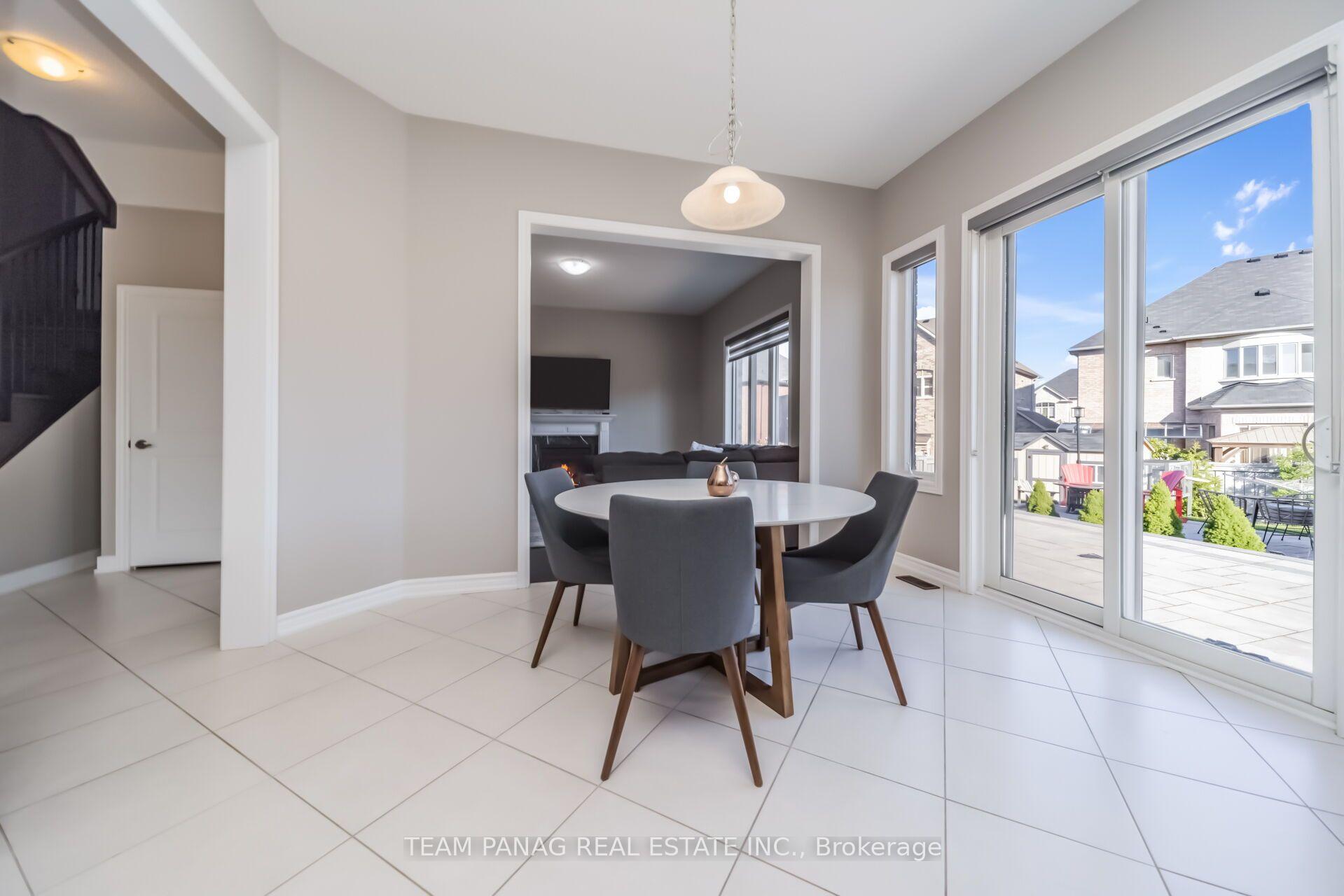 Photo 16 of 14 Observatory Crescent, Brampton, Toronto Gore Rural Estate — HOMEH