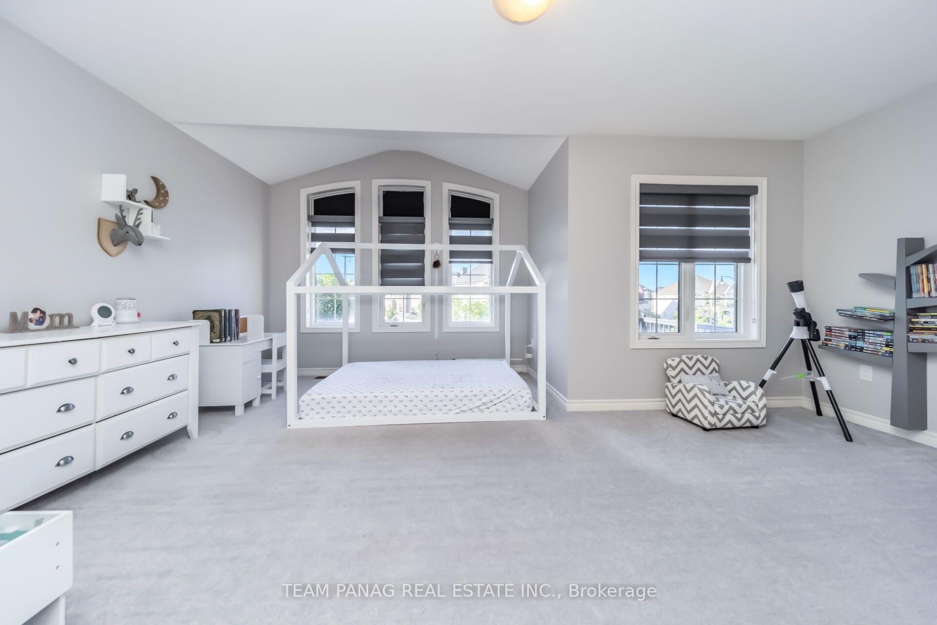 Photo 35 of 14 Observatory Crescent, Brampton, Toronto Gore Rural Estate — HOMEH