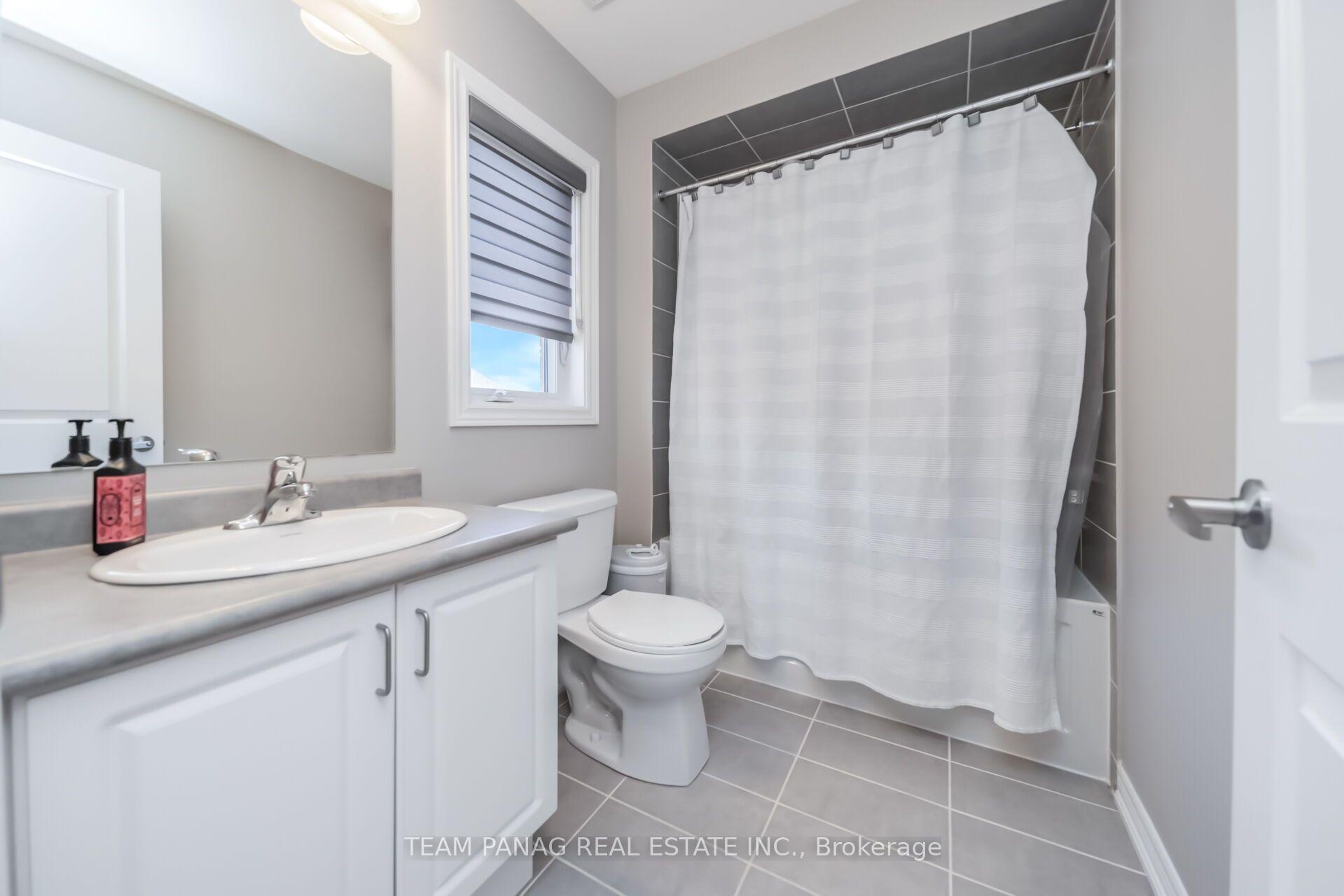 Photo 40 of 14 Observatory Crescent, Brampton, Toronto Gore Rural Estate — HOMEH