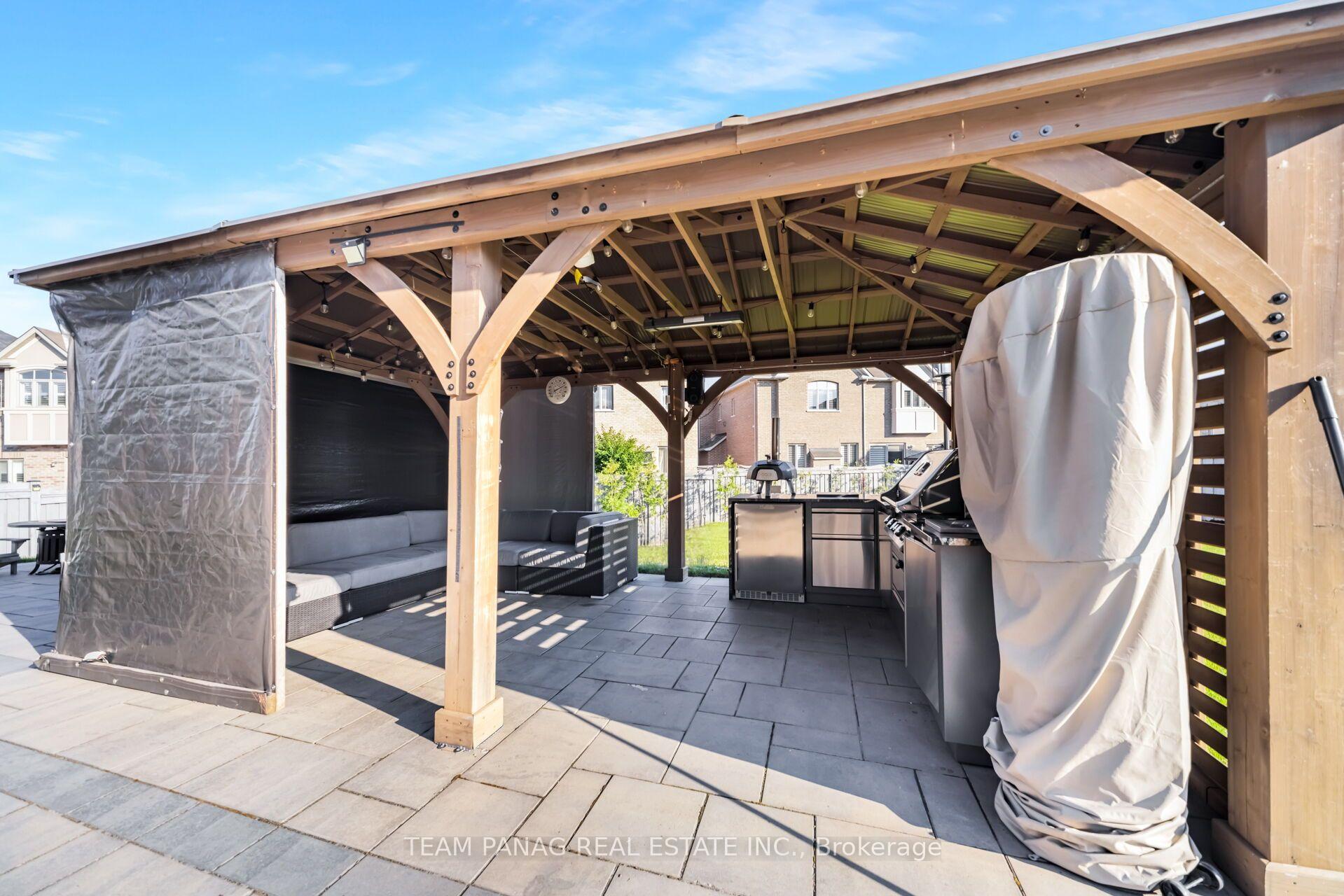 Photo 46 of 14 Observatory Crescent, Brampton, Toronto Gore Rural Estate — HOMEH