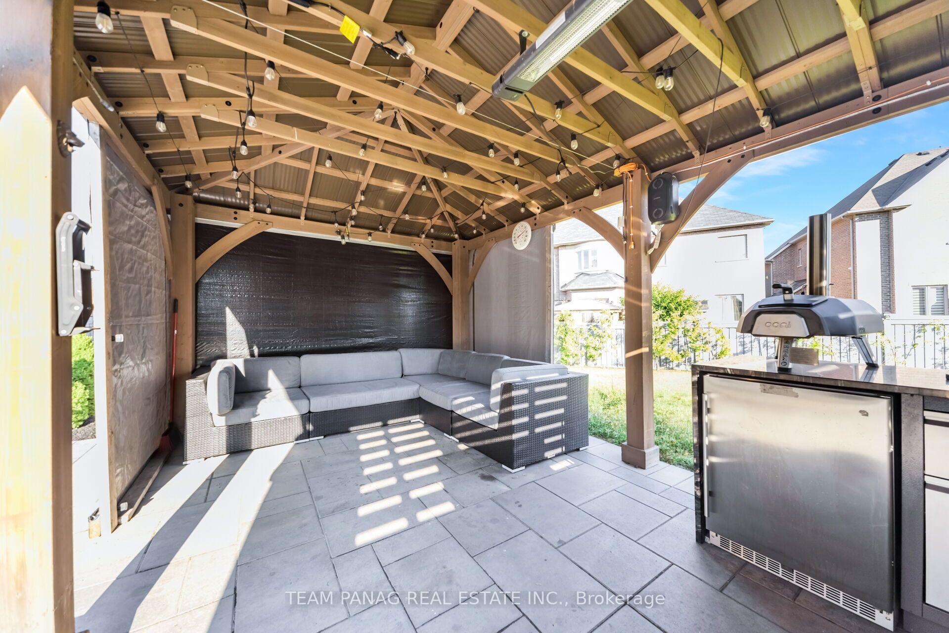 Photo 47 of 14 Observatory Crescent, Brampton, Toronto Gore Rural Estate — HOMEH
