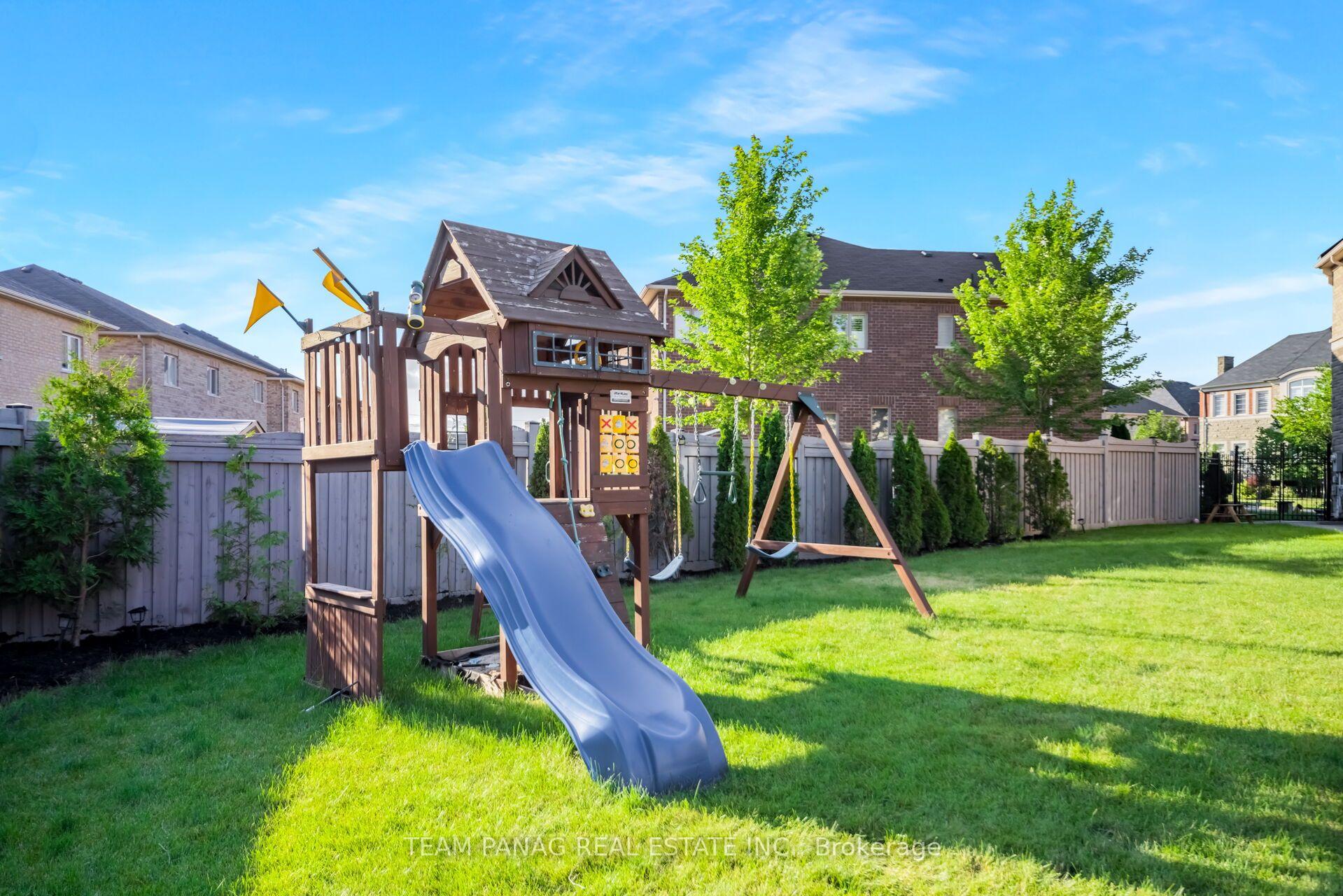 Photo 56 of 14 Observatory Crescent, Brampton, Toronto Gore Rural Estate — HOMEH