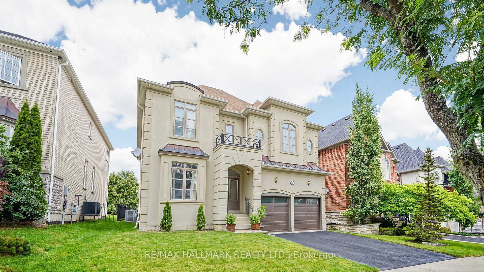 Photo 3 of 368 Paradelle Drive, Richmond Hill, Oak Ridges Lake Wilcox — HOMEH