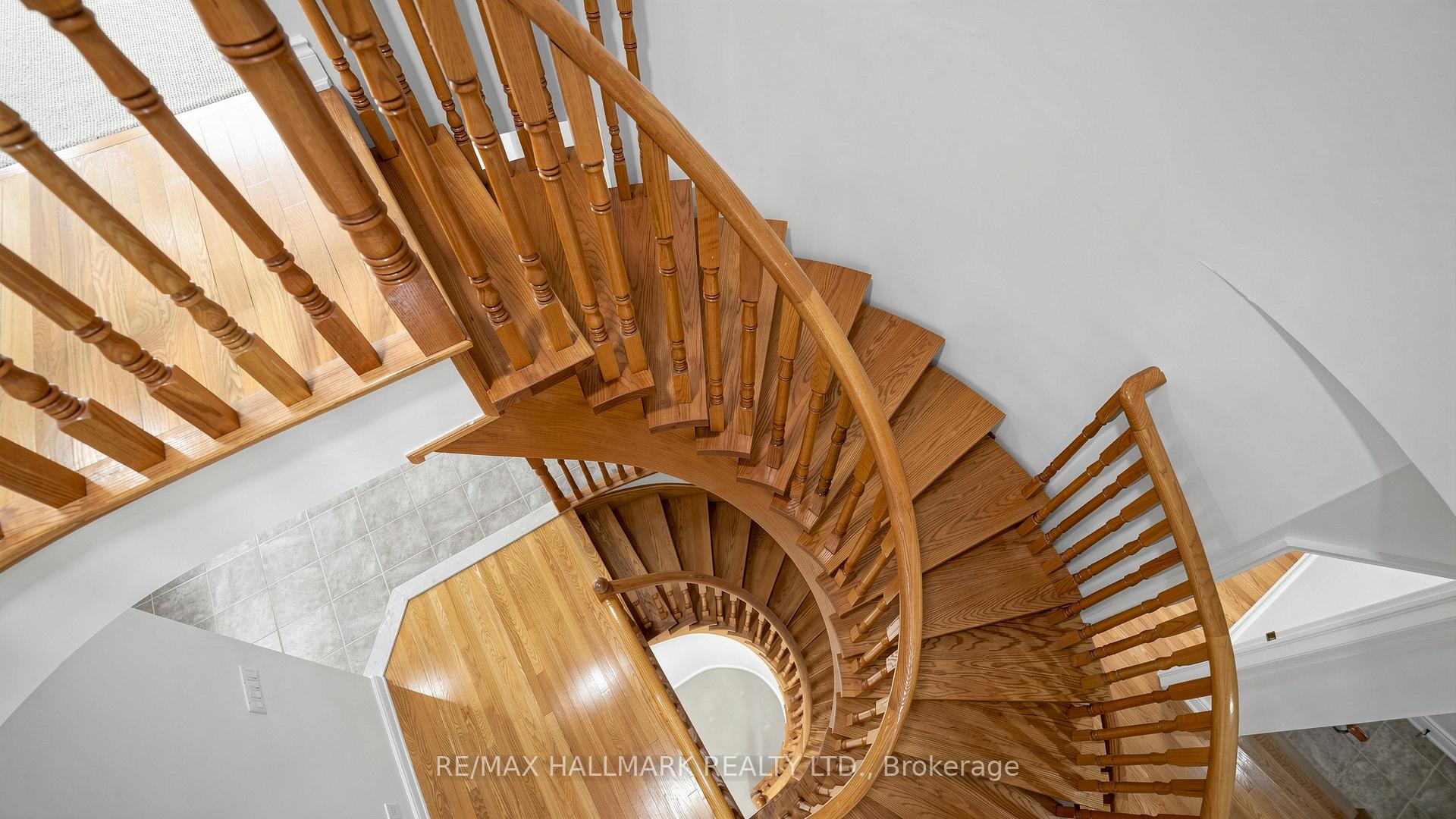 Photo 14 of 368 Paradelle Drive, Richmond Hill, Oak Ridges Lake Wilcox — HOMEH
