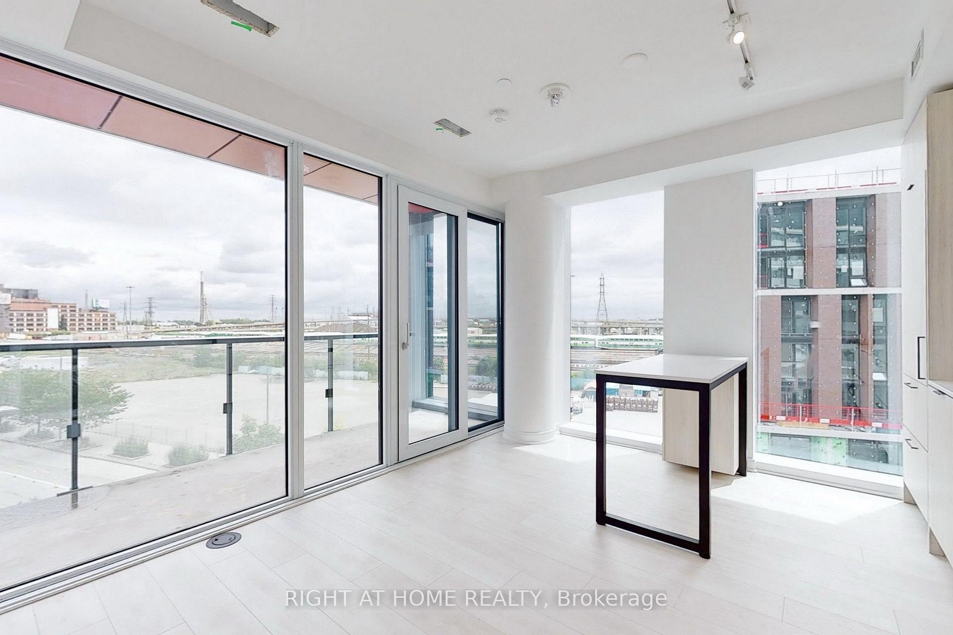 Photo 3 of Unit S546, 180 Mill Street, Toronto, Waterfront Communities — HOMEH