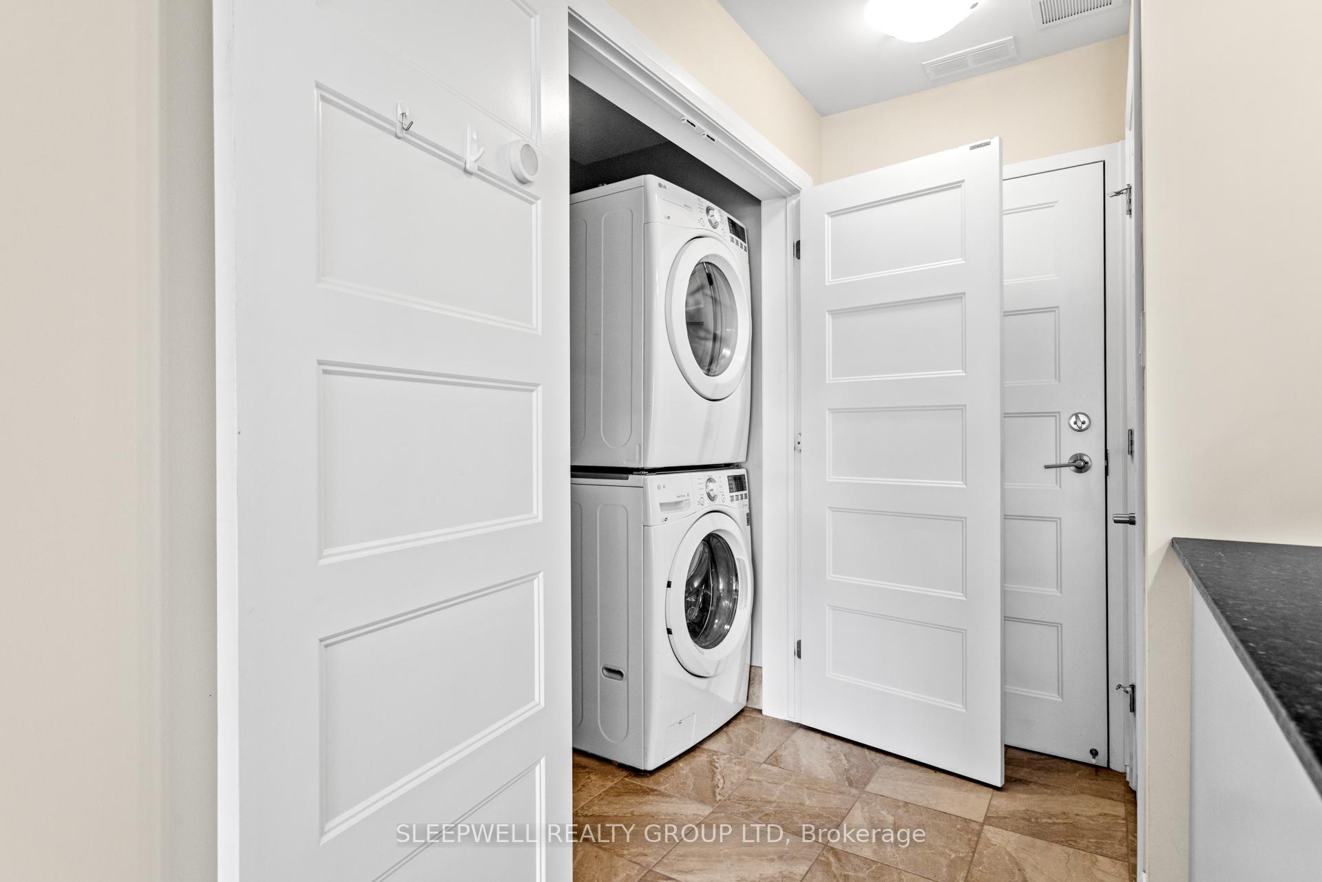Photo 5 of Unit 204, 377 Solstice Crescent, Russell, Embrun — HOMEH