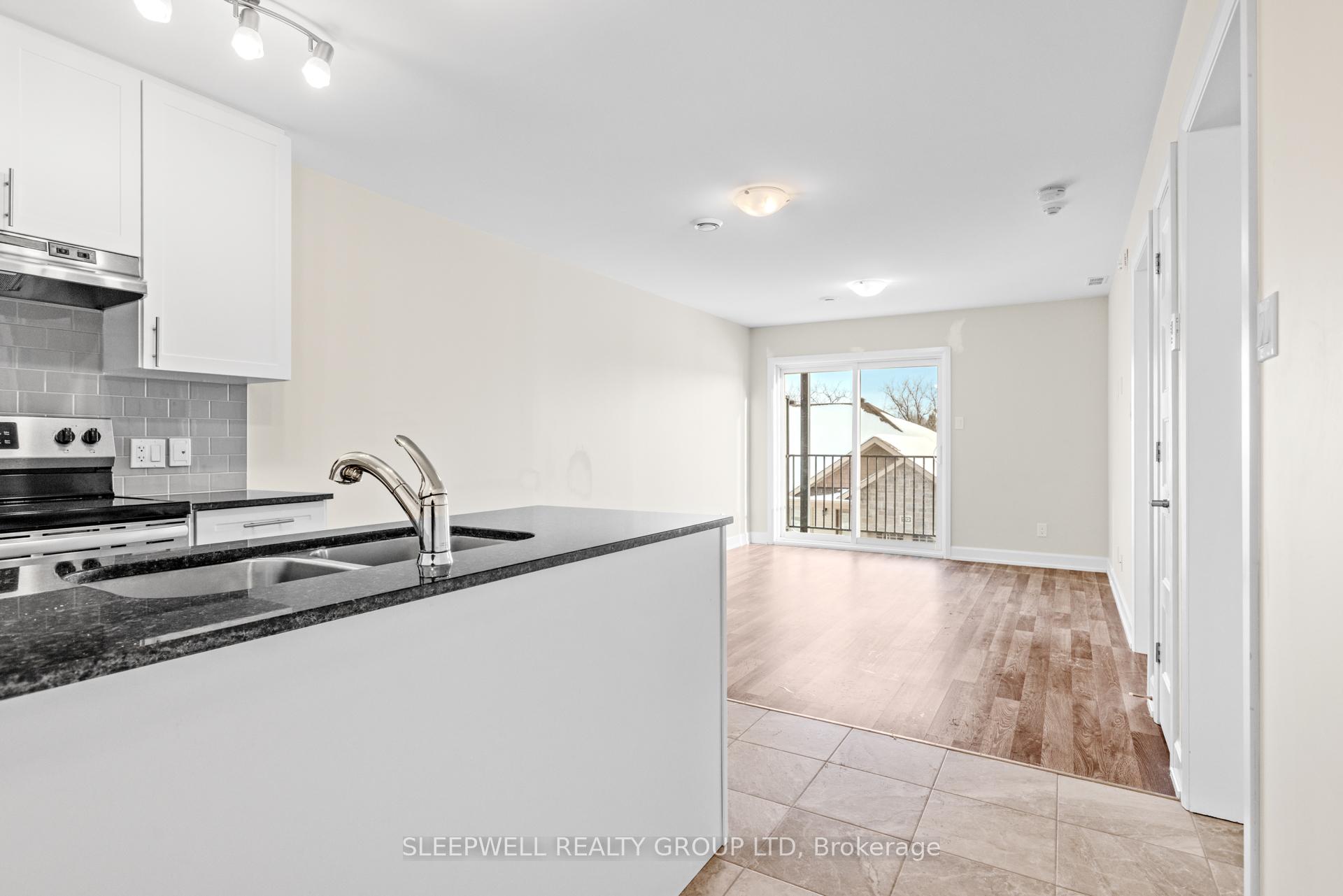 Photo 9 of Unit 204, 377 Solstice Crescent, Russell, Embrun — HOMEH