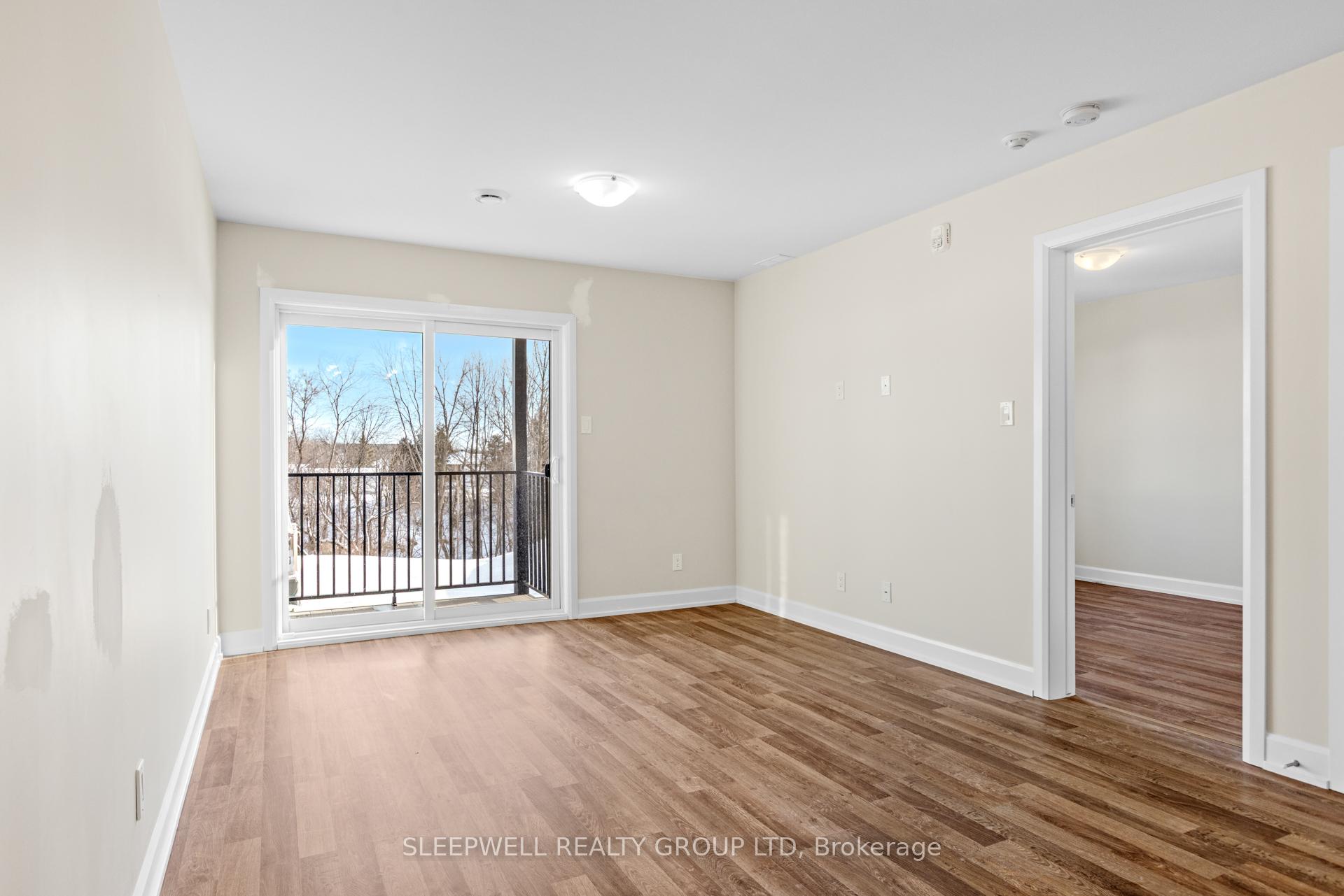Photo 10 of Unit 204, 377 Solstice Crescent, Russell, Embrun — HOMEH
