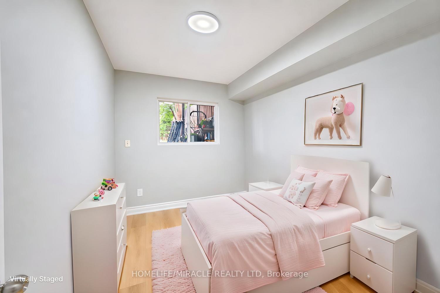 Photo 34 of 21 Sanagan Road, Etobicoke, Thistletown-Beaumonde Heights — HOMEH