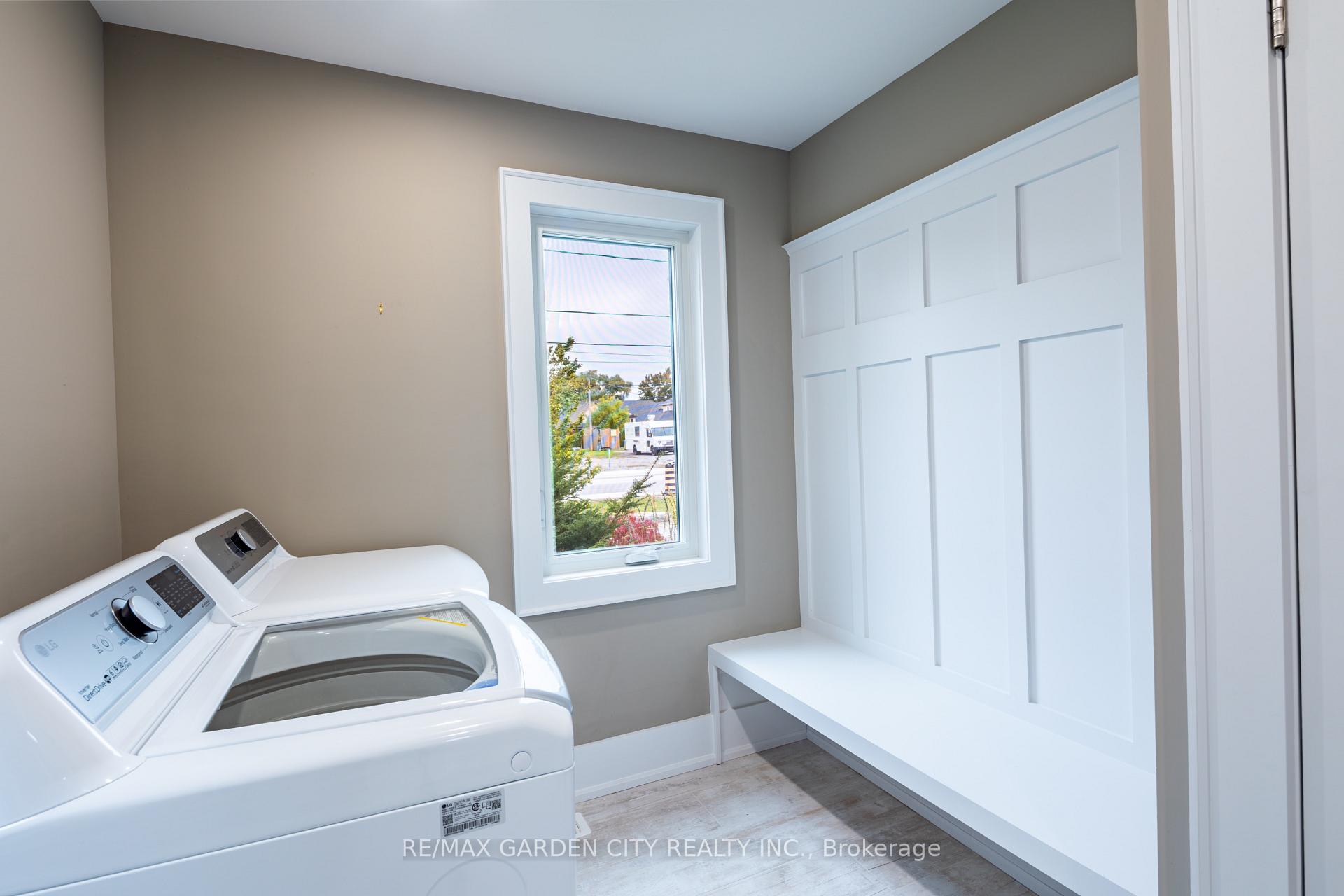 Photo 11 of 695 Quaker Road, Pelham, Fonthill — HOMEH