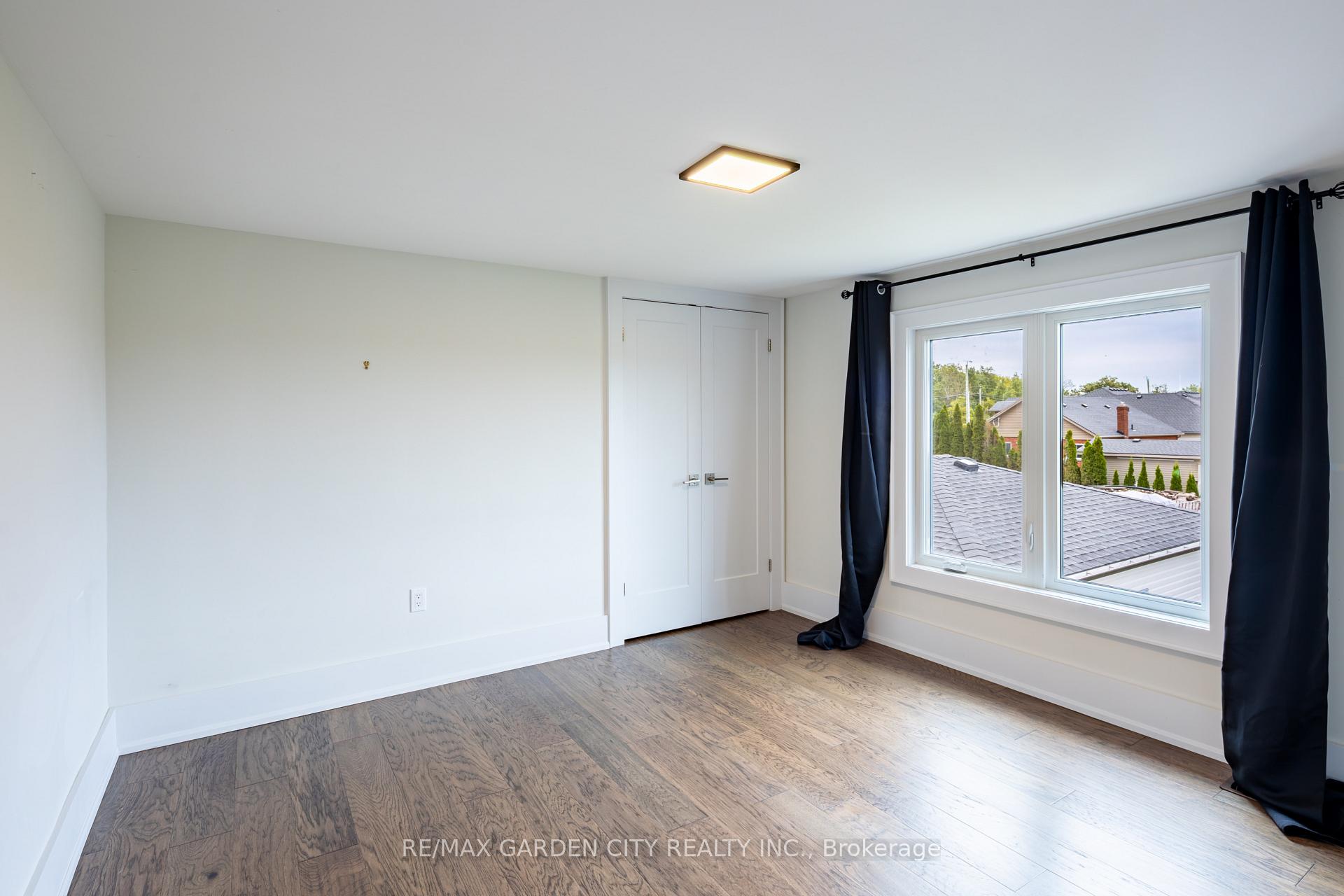 Photo 16 of 695 Quaker Road, Pelham, Fonthill — HOMEH