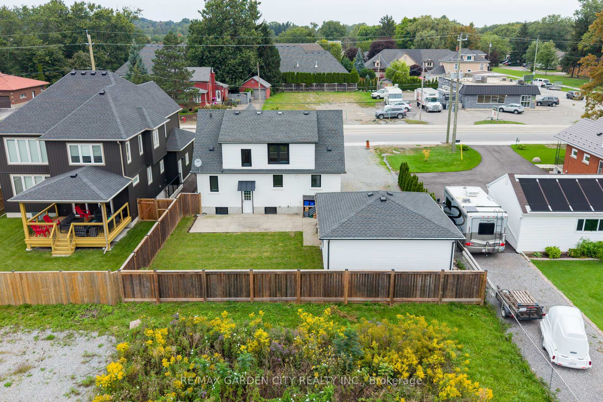 Photo 24 of 695 Quaker Road, Pelham, Fonthill — HOMEH