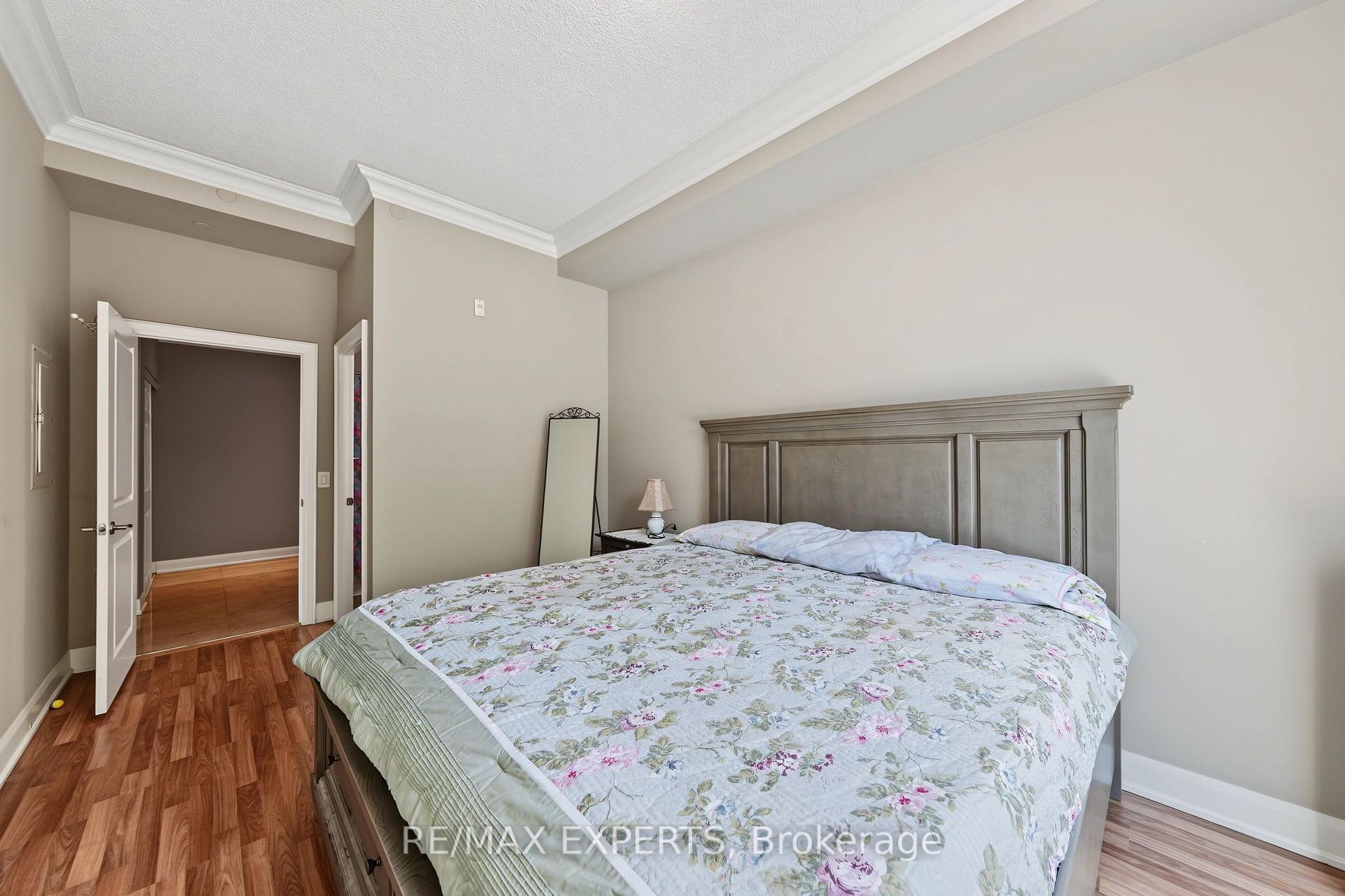 Photo 5 of Unit 204, 4700 Highway 7, Vaughan, East Woodbridge — HOMEH