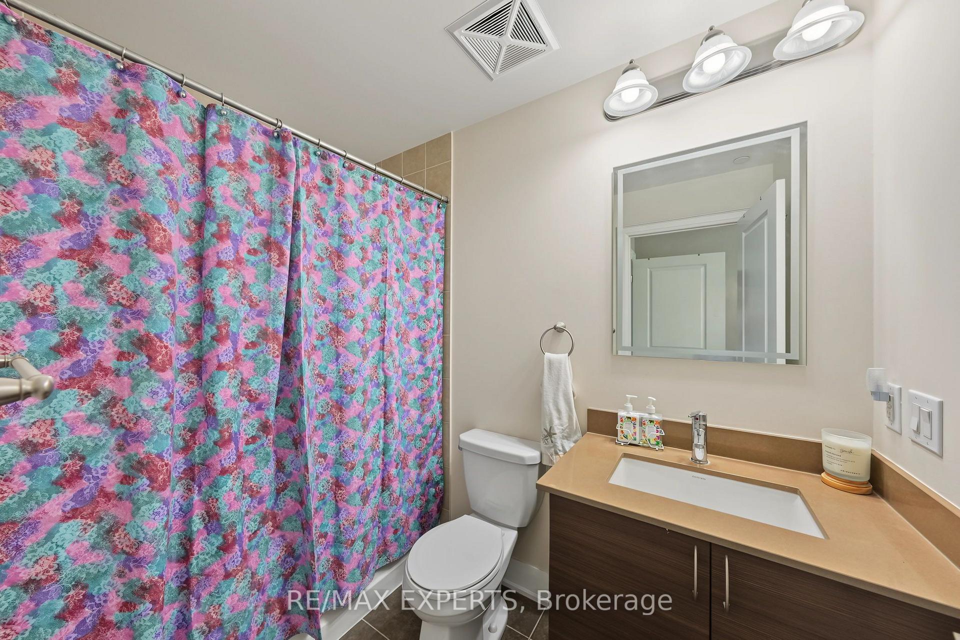Photo 6 of Unit 204, 4700 Highway 7, Vaughan, East Woodbridge — HOMEH
