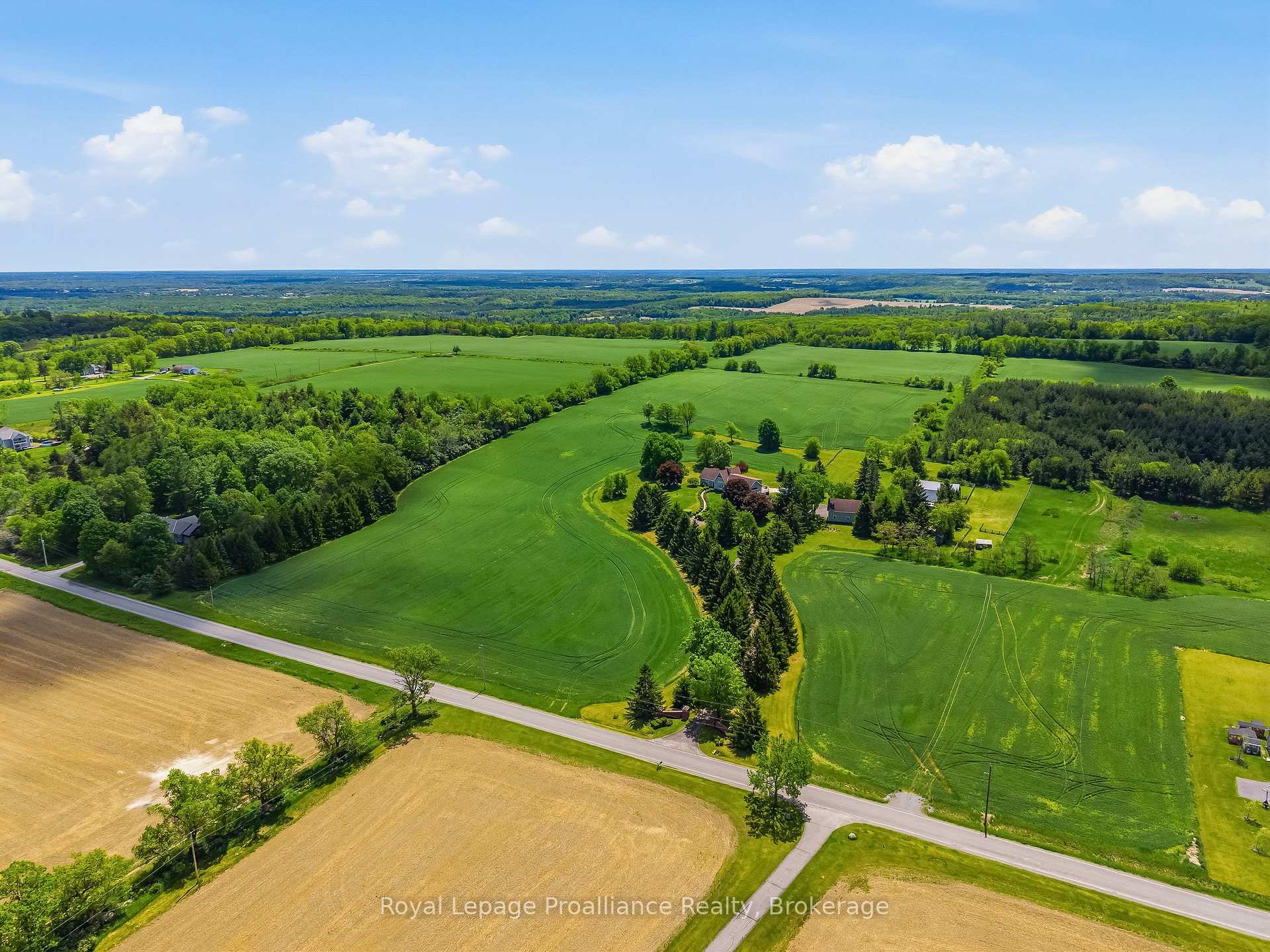 Photo 2 of 439 Oak Lake Road, Quinte West, Sidney Ward — HOMEH