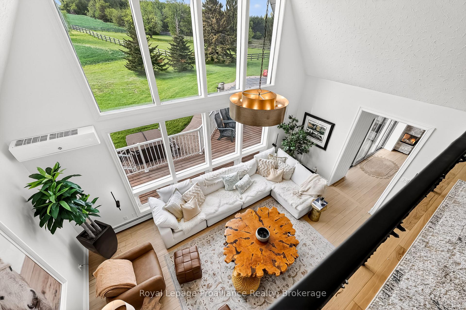 Photo 5 of 439 Oak Lake Road, Quinte West, Sidney Ward — HOMEH