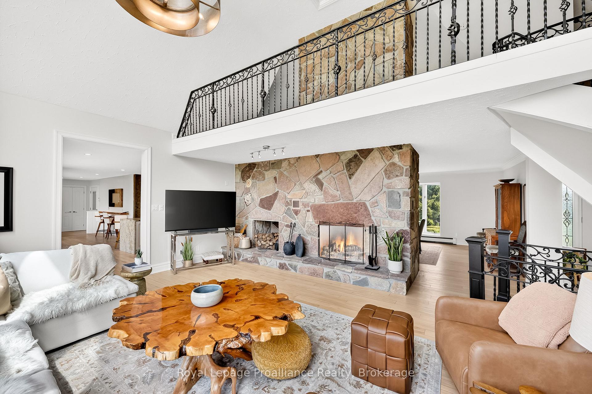 Photo 6 of 439 Oak Lake Road, Quinte West, Sidney Ward — HOMEH
