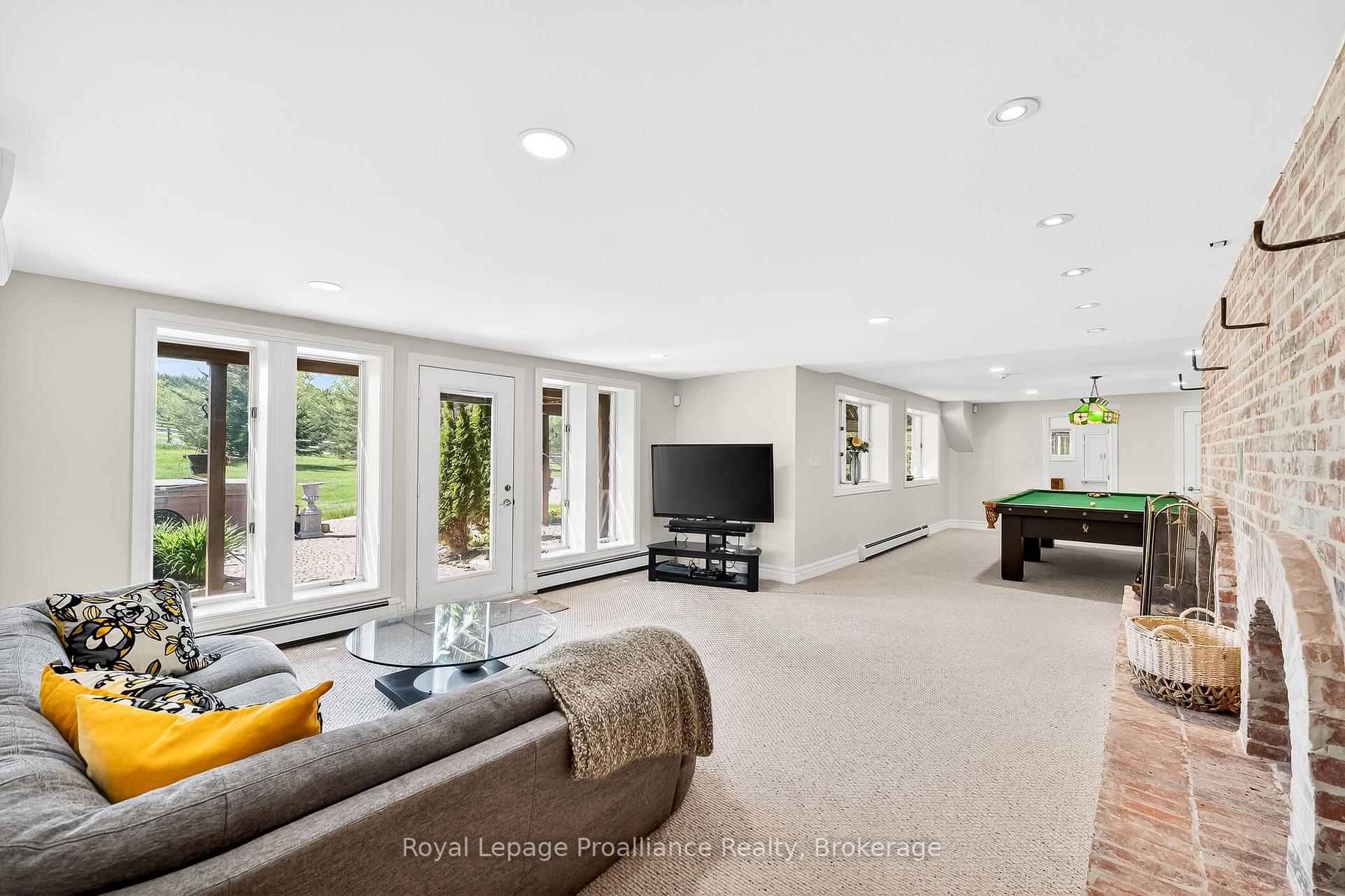 Photo 33 of 439 Oak Lake Road, Quinte West, Sidney Ward — HOMEH