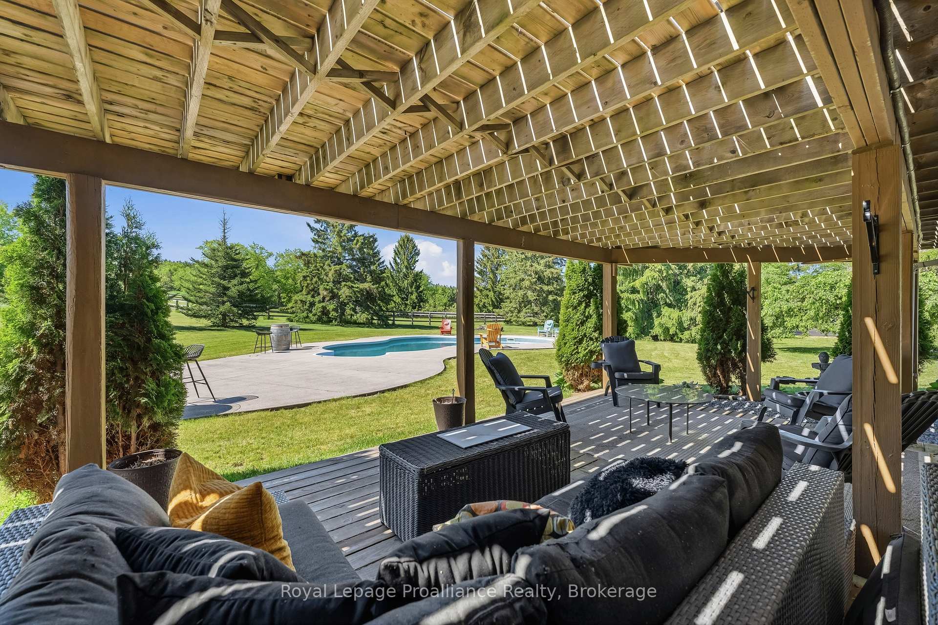 Photo 43 of 439 Oak Lake Road, Quinte West, Sidney Ward — HOMEH