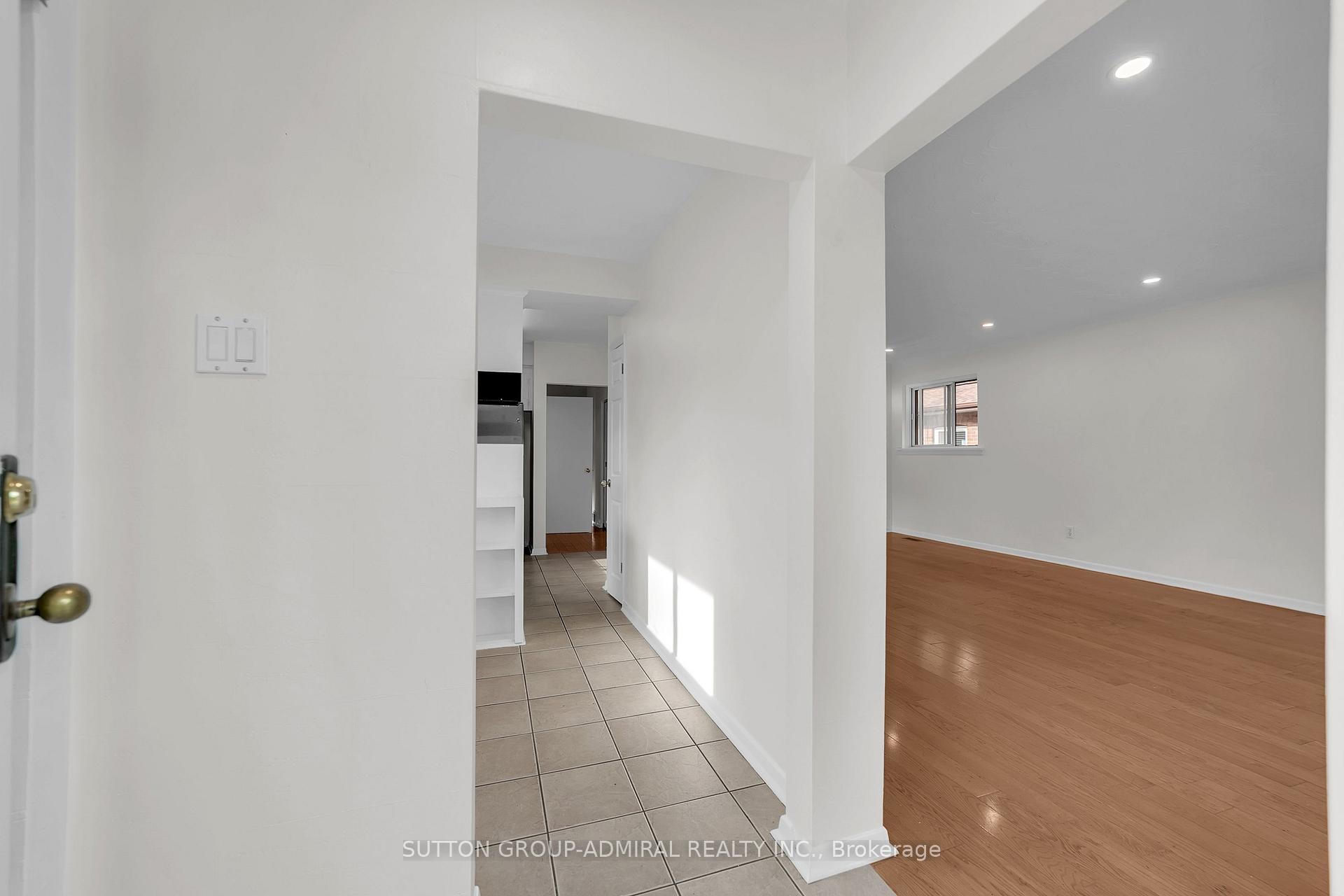 Photo 7 of 58 Rochman Boulevard E, Scarborough, Woburn — HOMEH