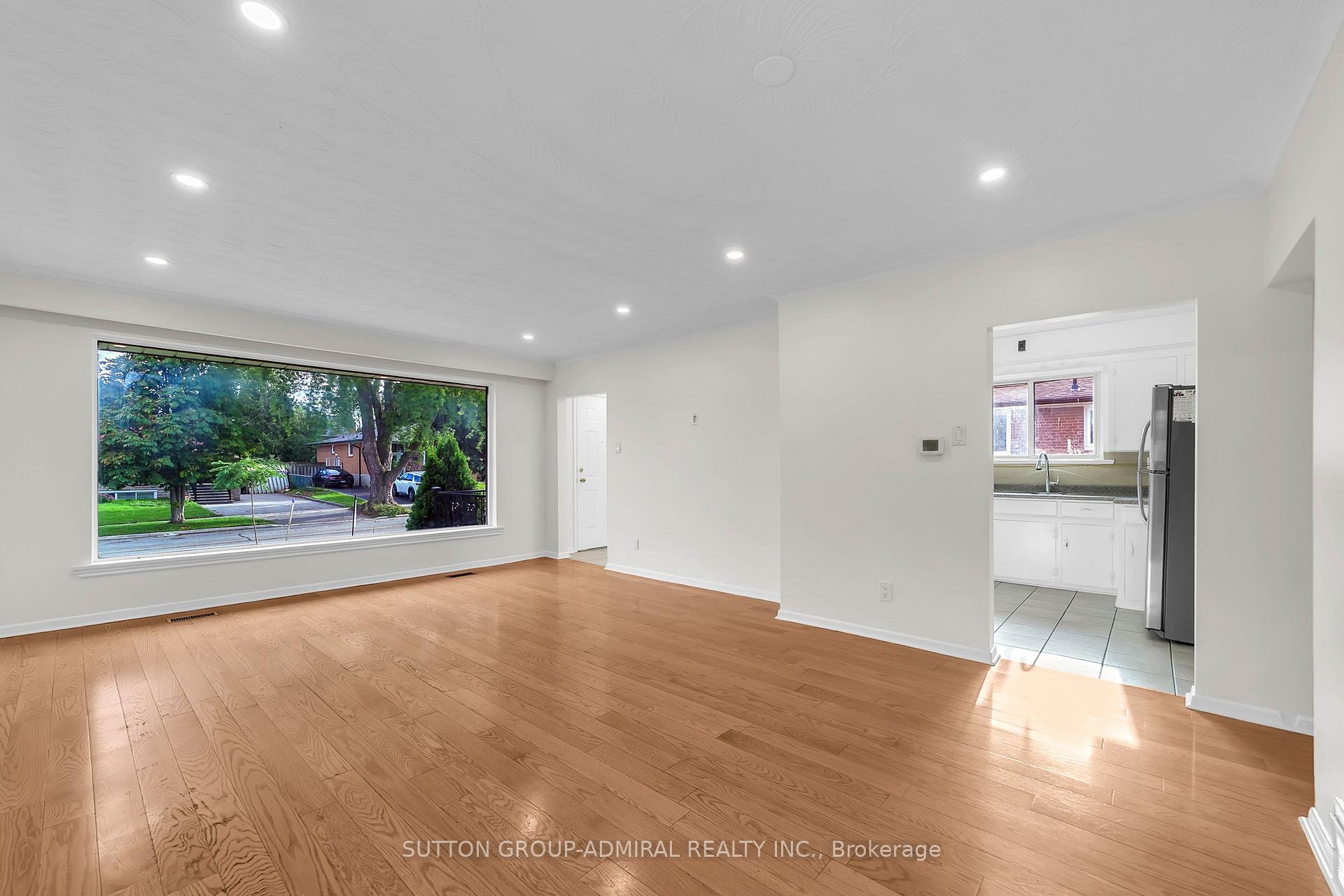 Photo 11 of 58 Rochman Boulevard E, Scarborough, Woburn — HOMEH