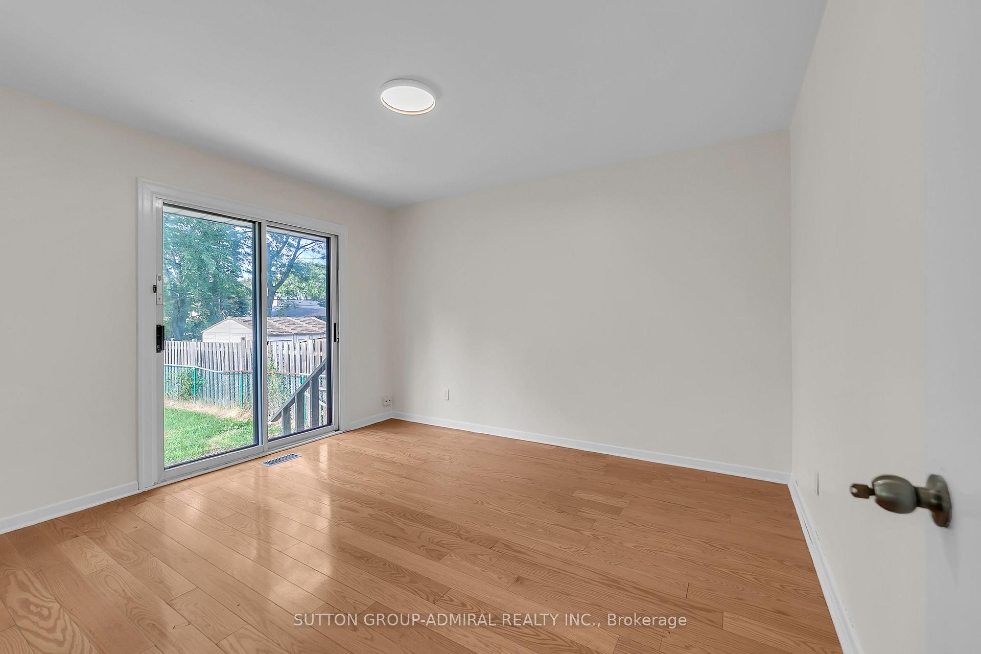 Photo 21 of 58 Rochman Boulevard E, Scarborough, Woburn — HOMEH