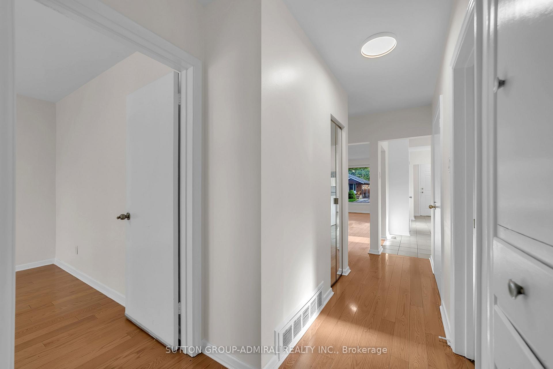 Photo 24 of 58 Rochman Boulevard E, Scarborough, Woburn — HOMEH