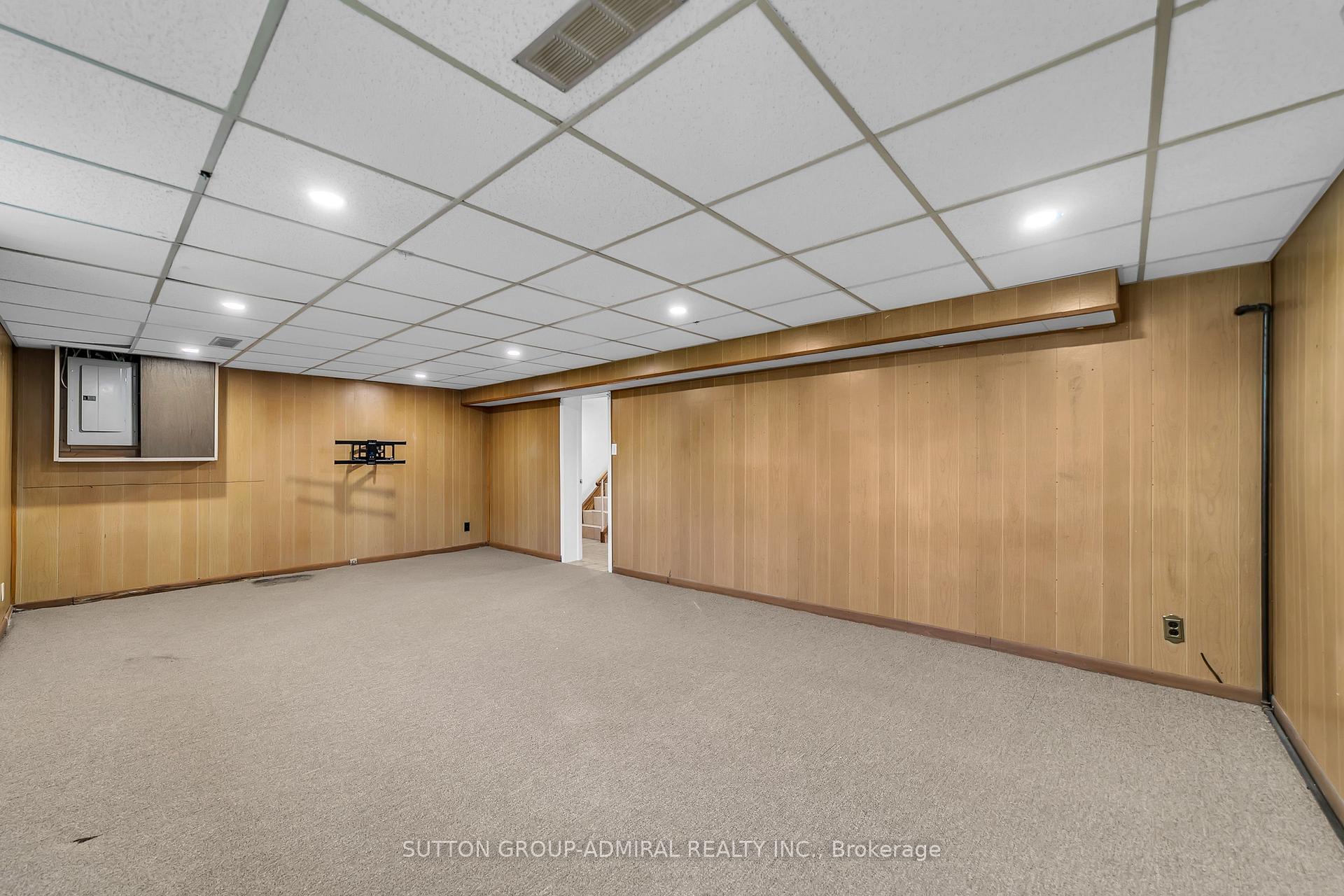 Photo 30 of 58 Rochman Boulevard E, Scarborough, Woburn — HOMEH
