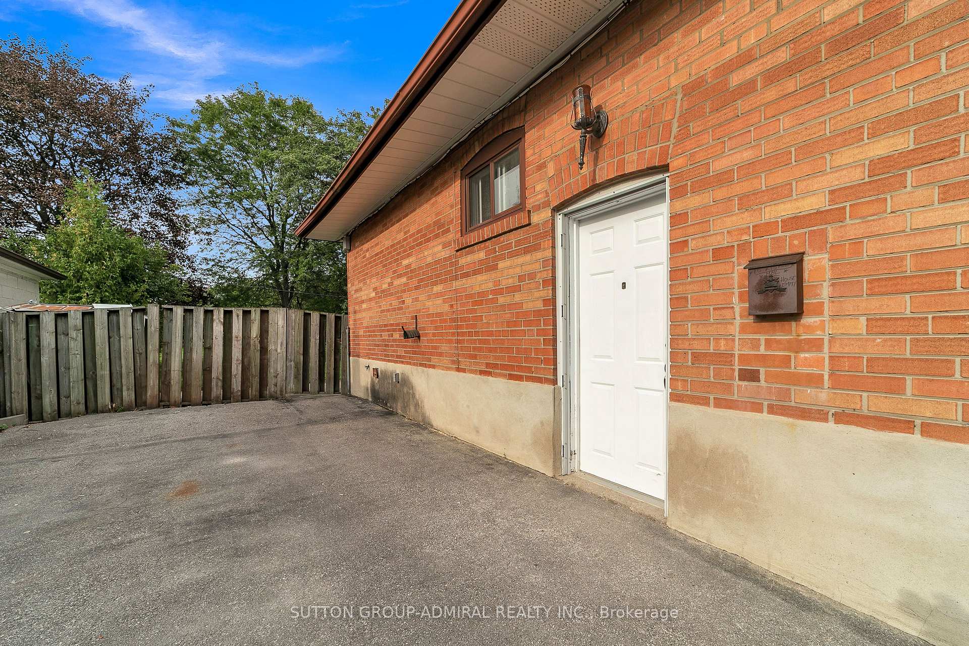 Photo 41 of 58 Rochman Boulevard E, Scarborough, Woburn — HOMEH