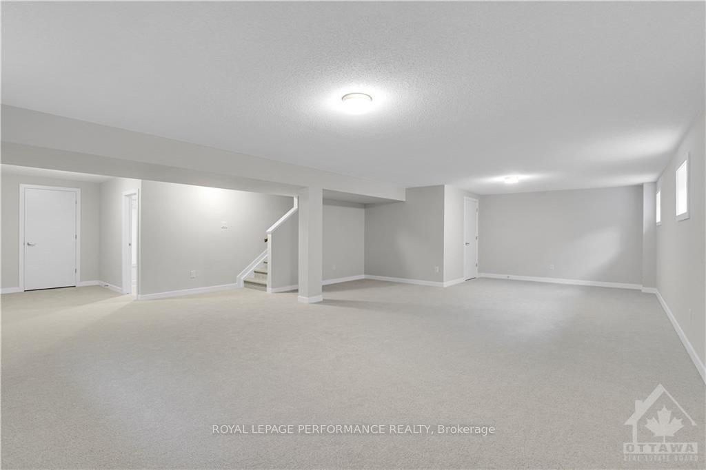 Photo 32 of 85 Hackamore Crescent, Ottawa, Goulbourn Twp From Franktown Rd/South To Rideau — HOMEH