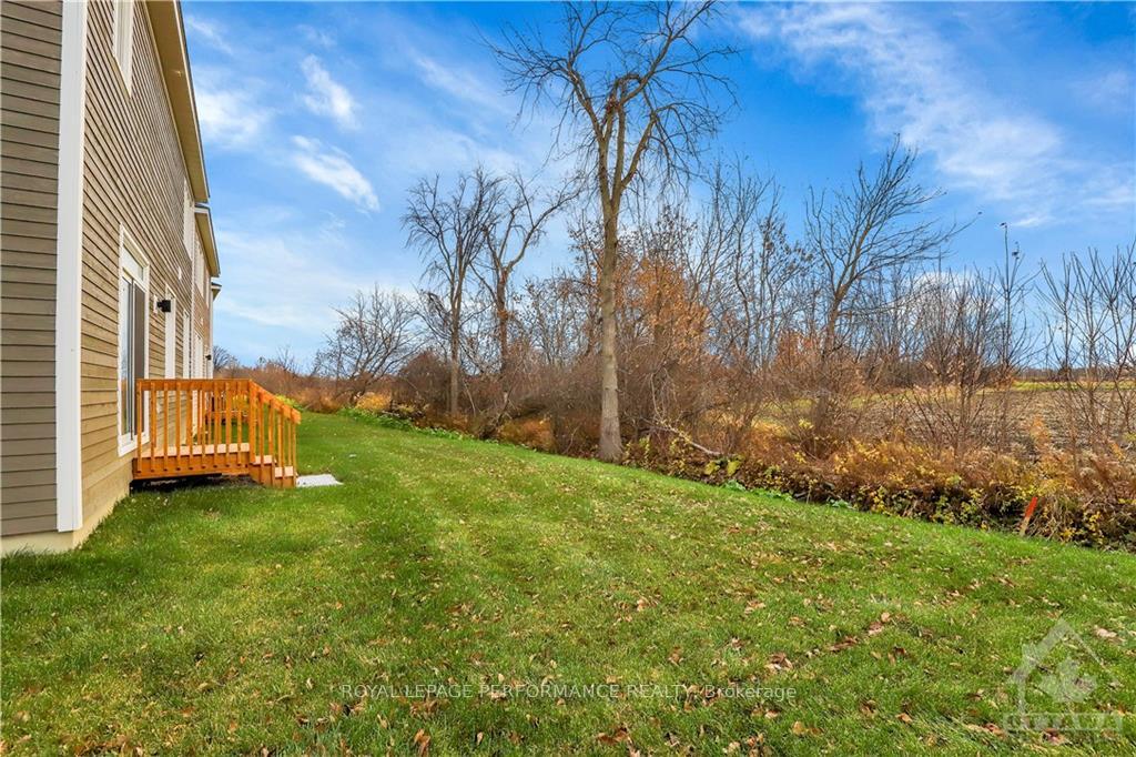 Photo 37 of 85 Hackamore Crescent, Ottawa, Goulbourn Twp From Franktown Rd/South To Rideau — HOMEH