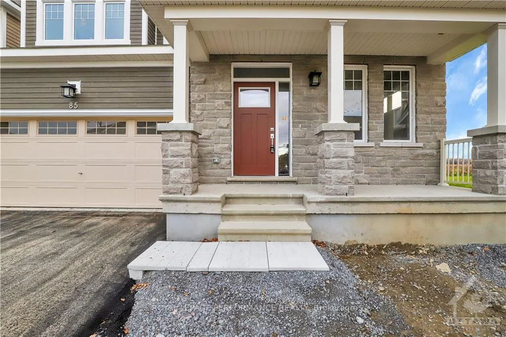 Photo 3 of 85 Hackamore Crescent, Ottawa, Goulbourn Twp From Franktown Rd/South To Rideau — HOMEH