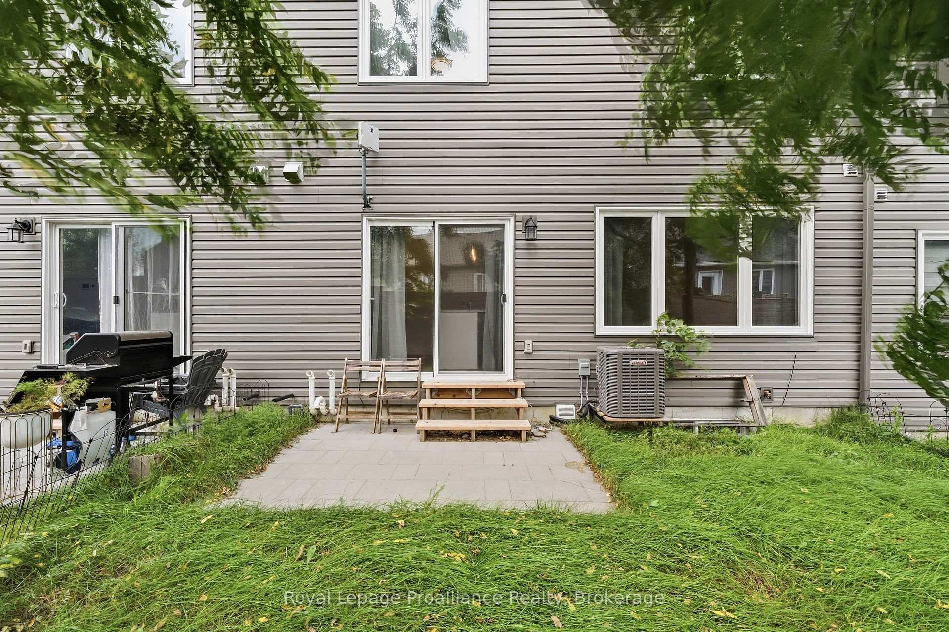 Photo 21 of 22 Campbell Crescent, Prince Edward County, Picton — HOMEH