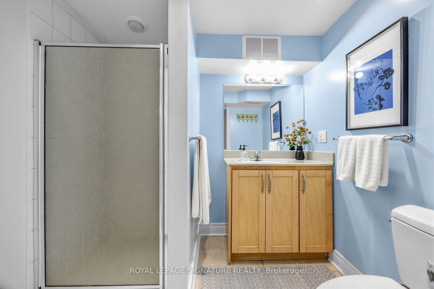 Photo 22 of 821 Krosno Boulevard, Pickering, Bay Ridges — HOMEH