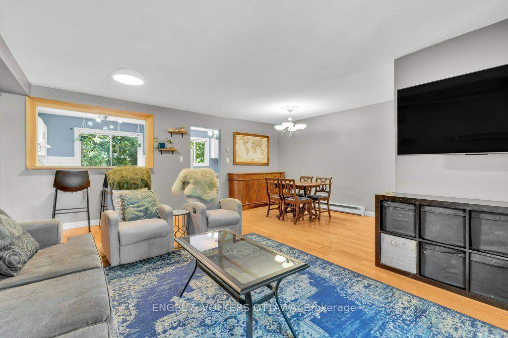 Photo 7 of 878 Grenon Avenue, Ottawa, Britannia Heights — HOMEH