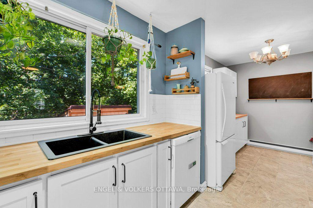 Photo 14 of 878 Grenon Avenue, Ottawa, Britannia Heights — HOMEH