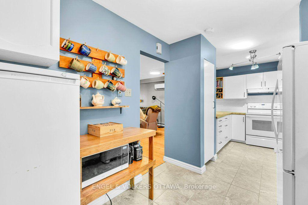 Photo 17 of 878 Grenon Avenue, Ottawa, Britannia Heights — HOMEH