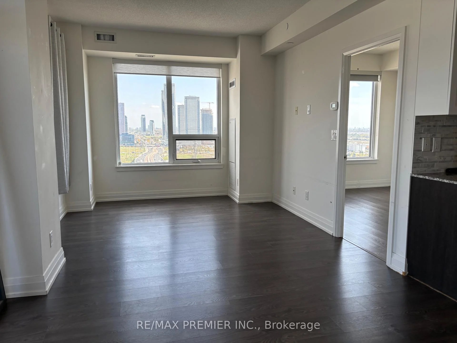 Photo 26 of Unit 2205, 3600 Highway 7 Drive, Vaughan, East Woodbridge — HOMEH