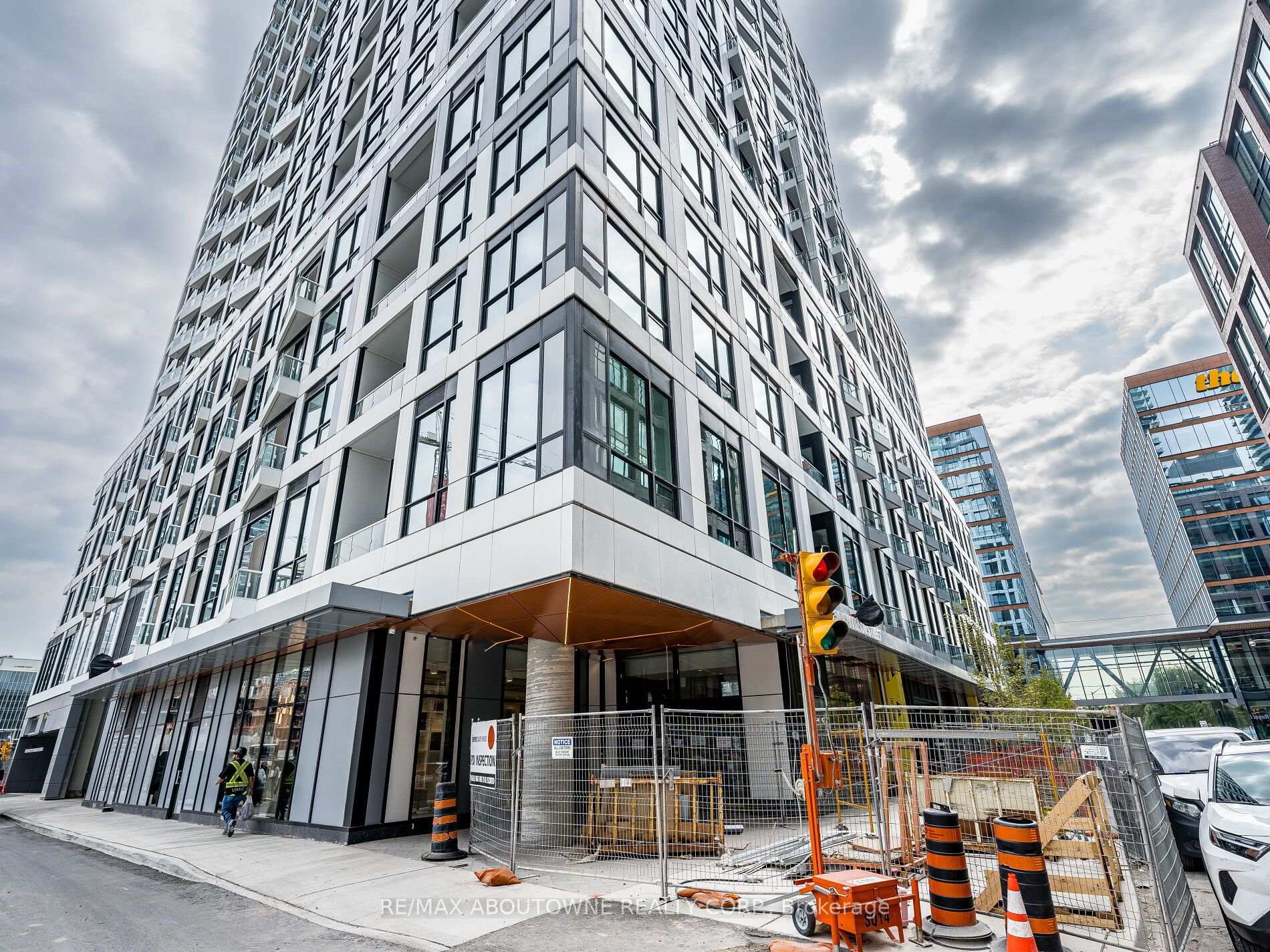 Photo 4 of Unit 1507, 15 Richardson Street, Toronto, Waterfront Communities — HOMEH