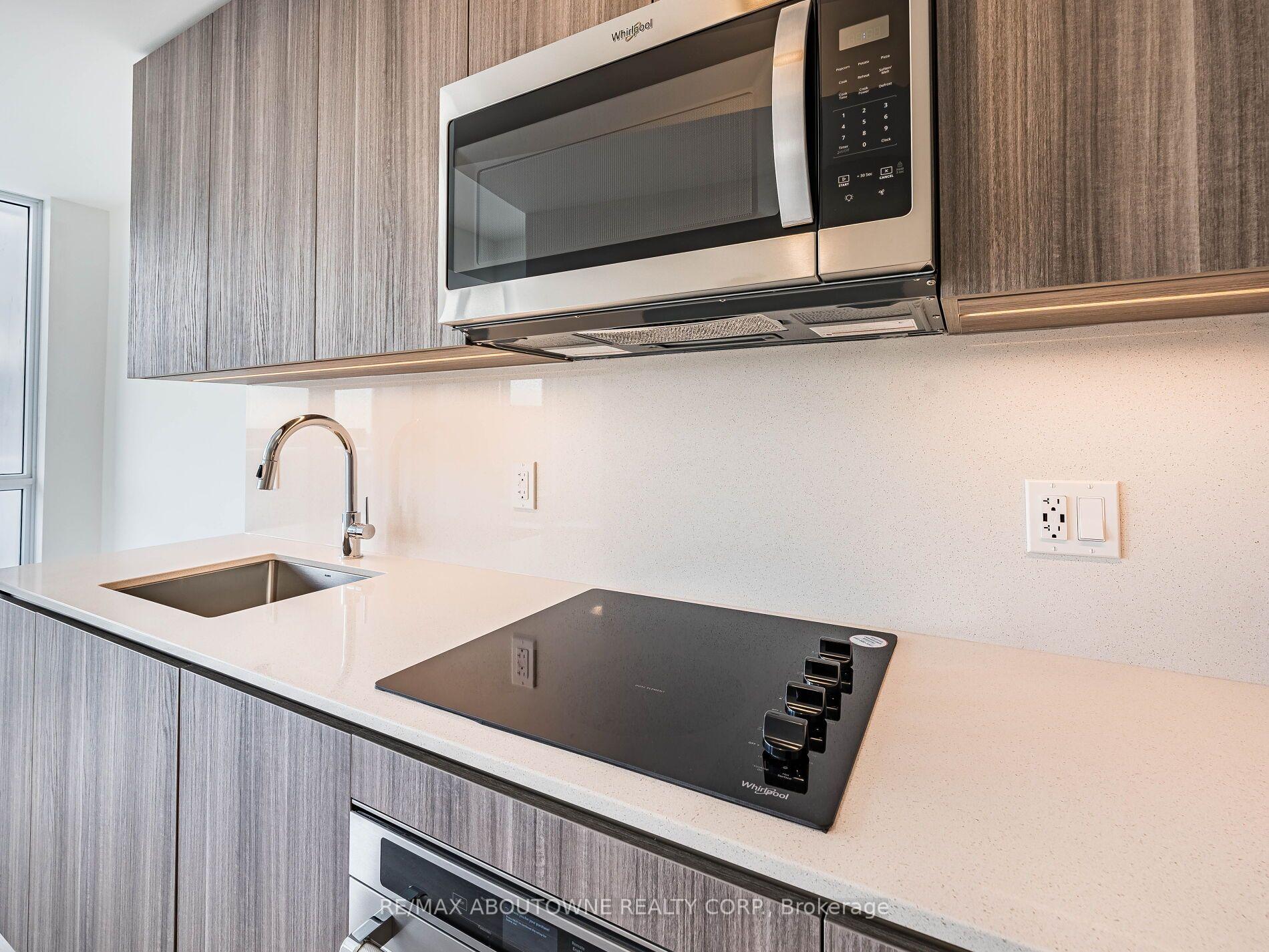 Photo 14 of Unit 1507, 15 Richardson Street, Toronto, Waterfront Communities — HOMEH