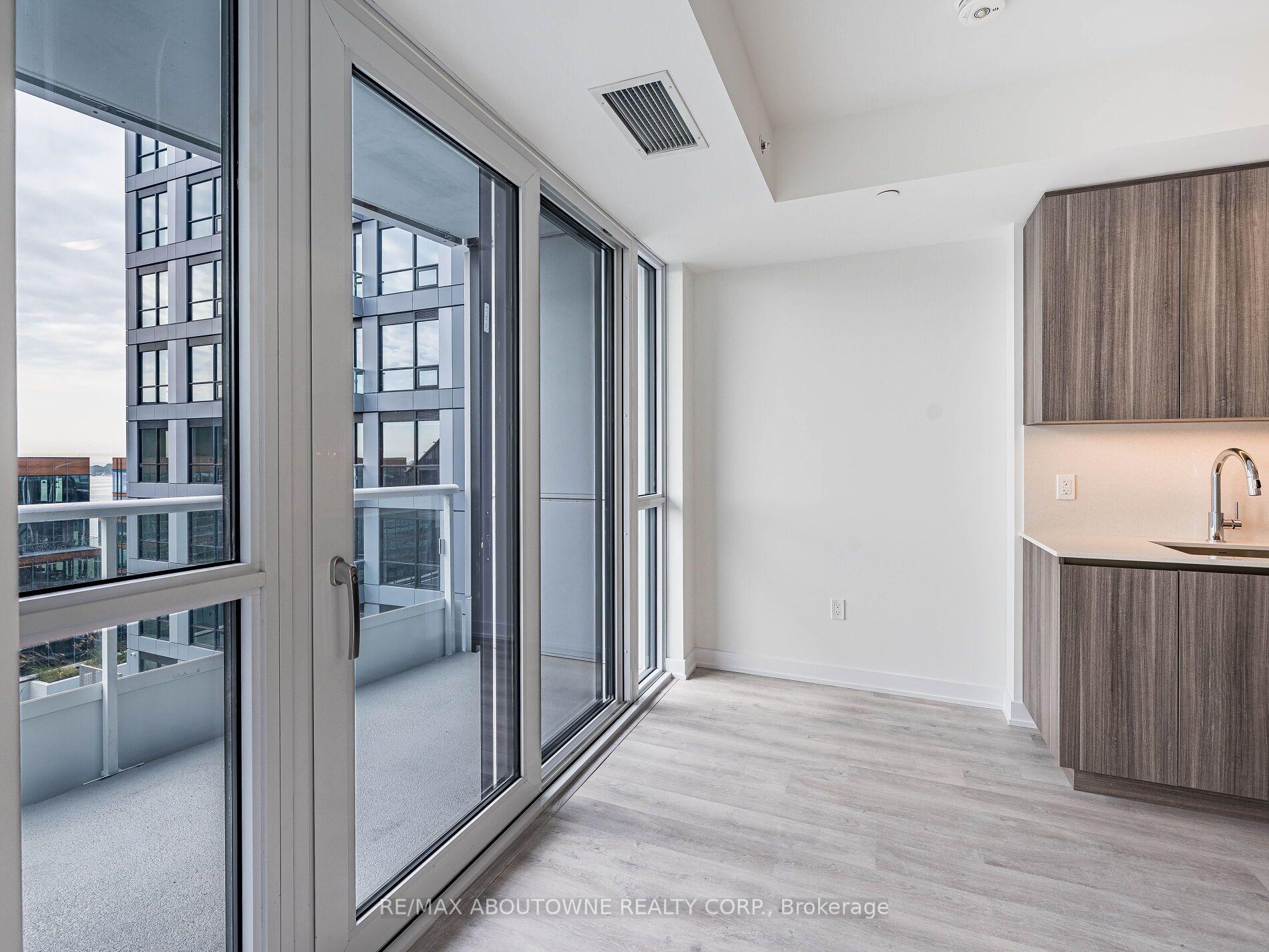 Photo 16 of Unit 1507, 15 Richardson Street, Toronto, Waterfront Communities — HOMEH