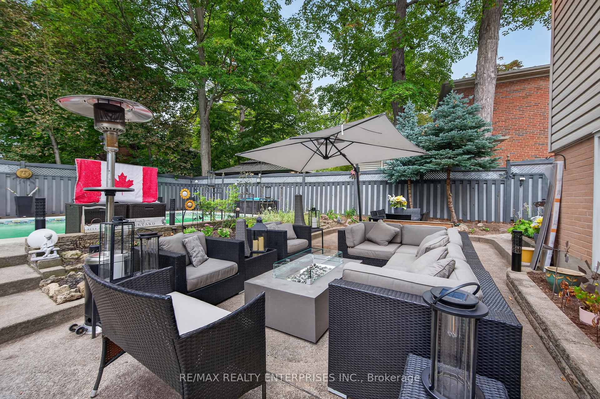 Photo 30 of 1957 Delaney Drive, Mississauga, Clarkson — HOMEH