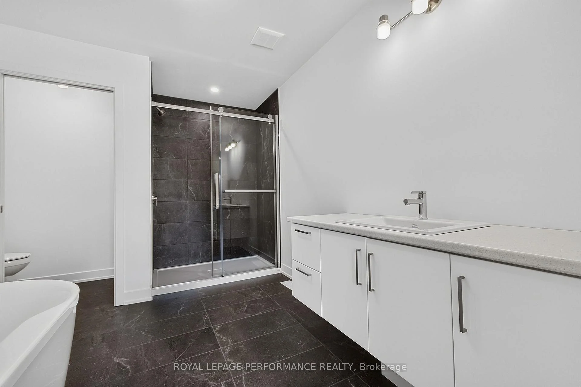 Photo 43 of TH-152B Cypress Street, The Nation, Limoges — HOMEH